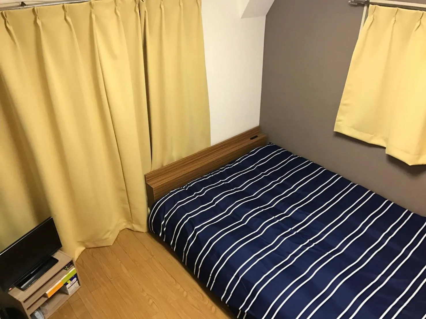 Bed in Guest House ZEN HAKATA Ohori Park 1