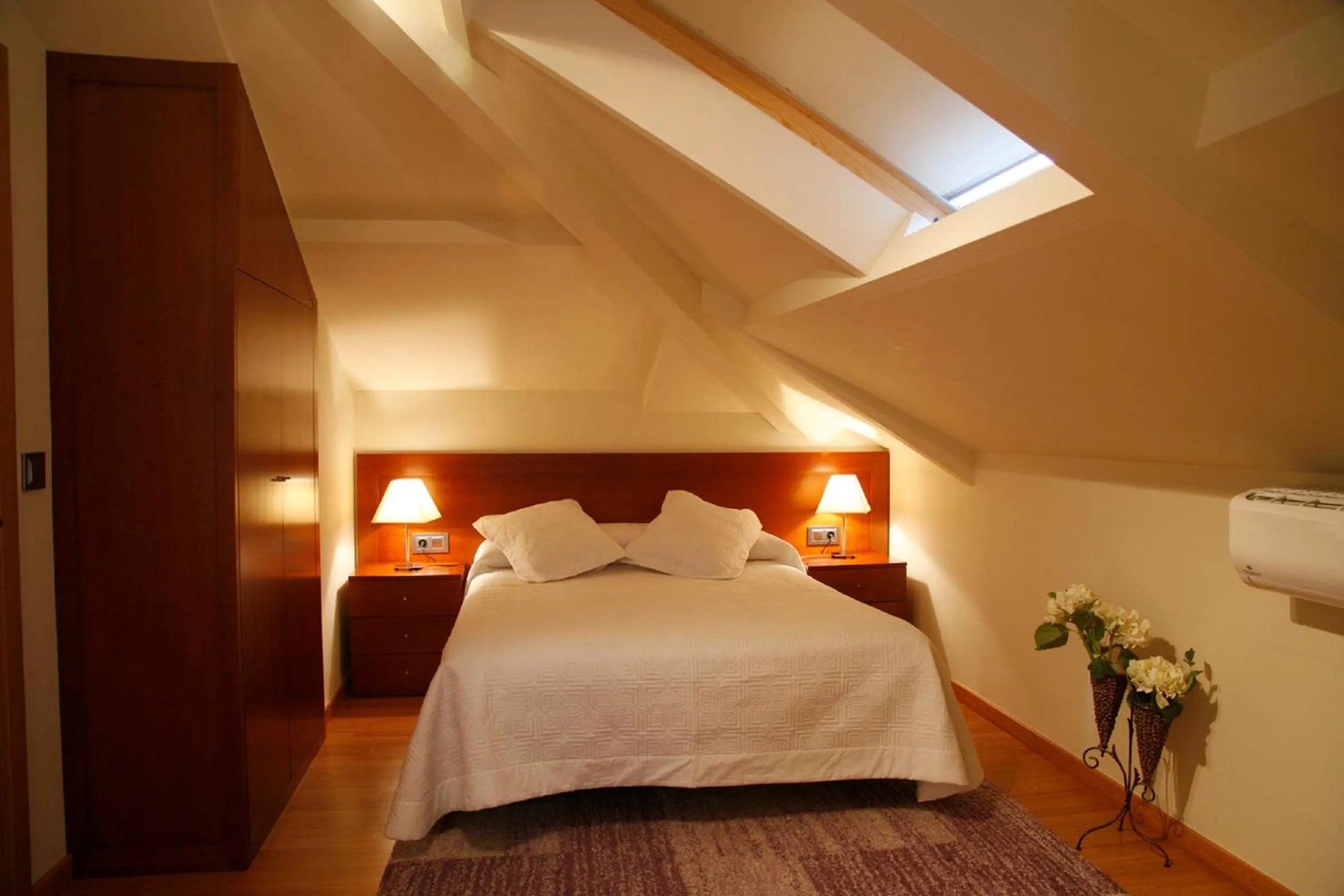 Photo of the whole room, Bed in Hotel Casa de Caldelas