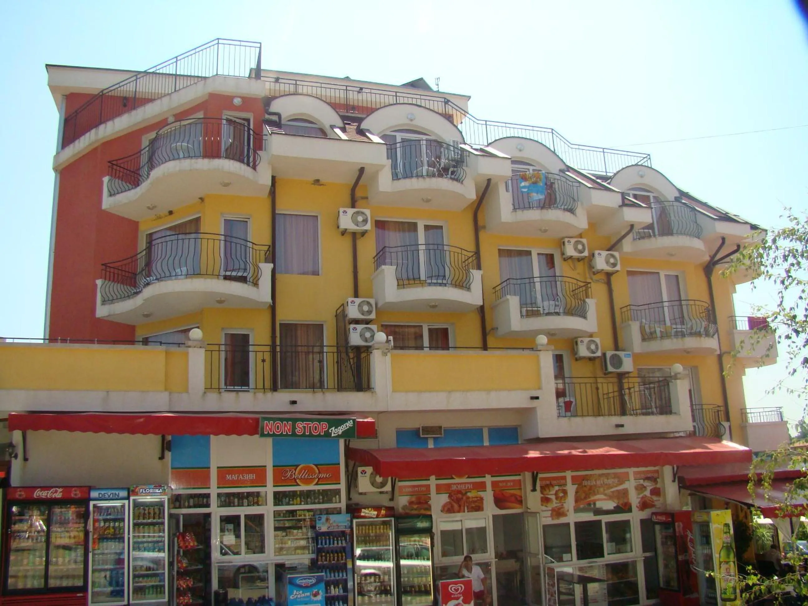 Street view in Hotel Bellisimo