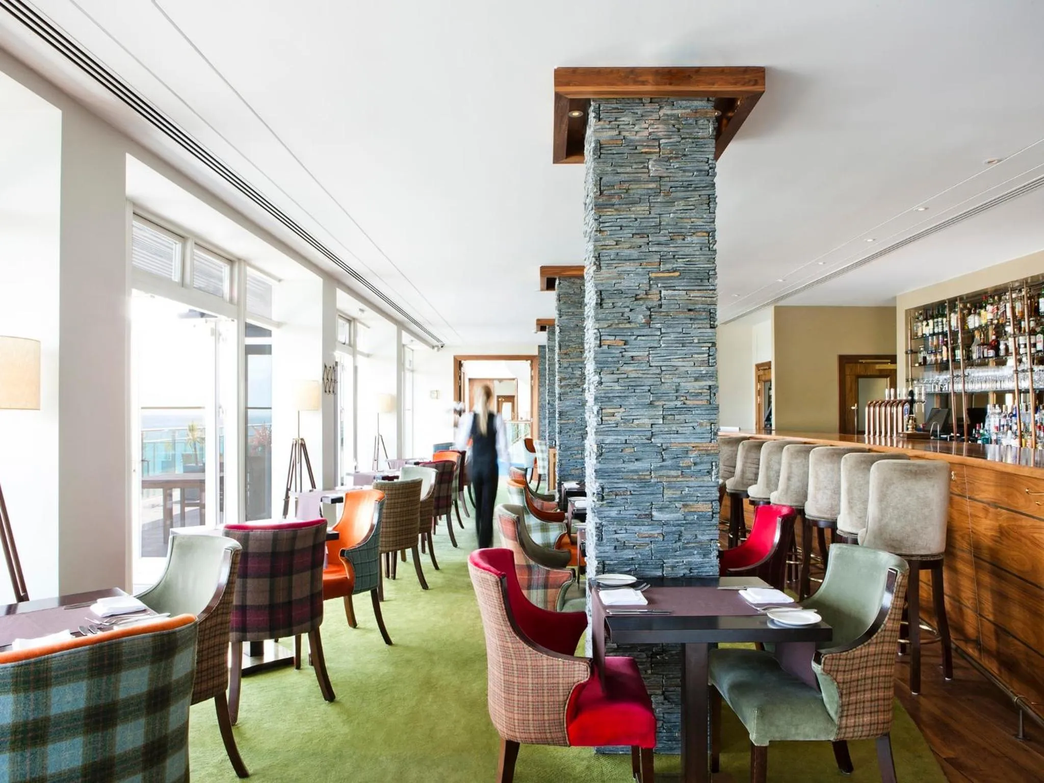Restaurant/places to eat in Cliff House Hotel