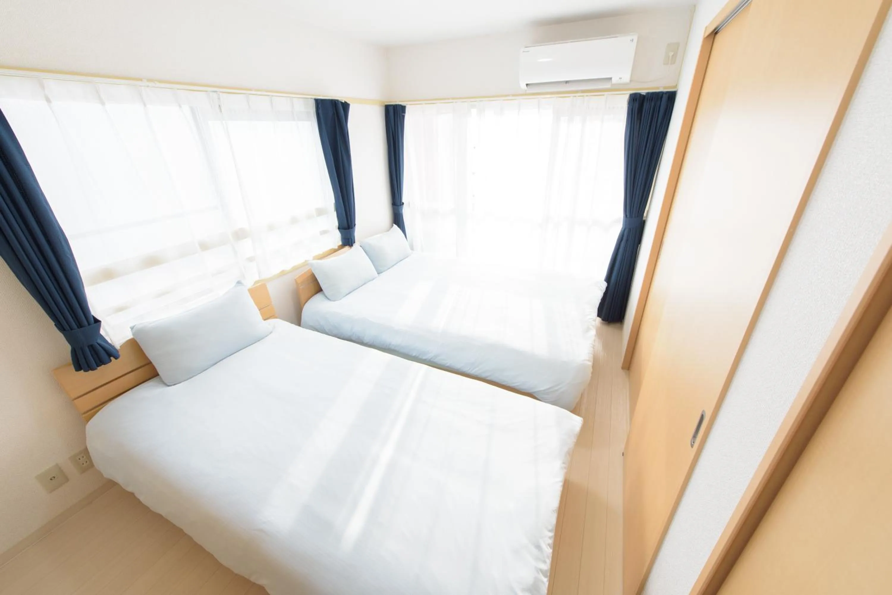 Bed in COCOSTAY Felice