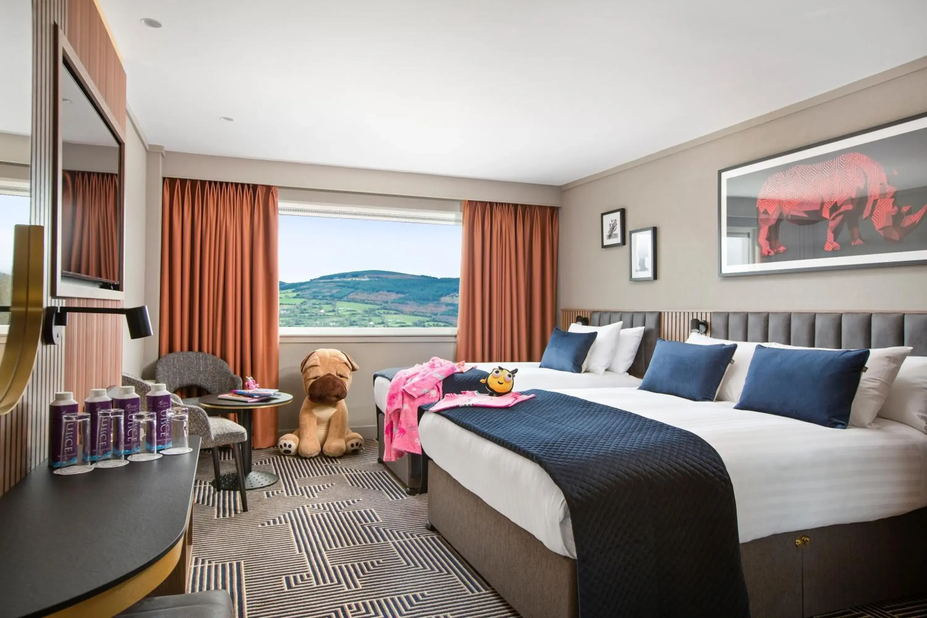 Photo of the whole room, Bed in Talbot Hotel Clonmel Photo of the whole room, Bed in Talbot Hotel Clonmel