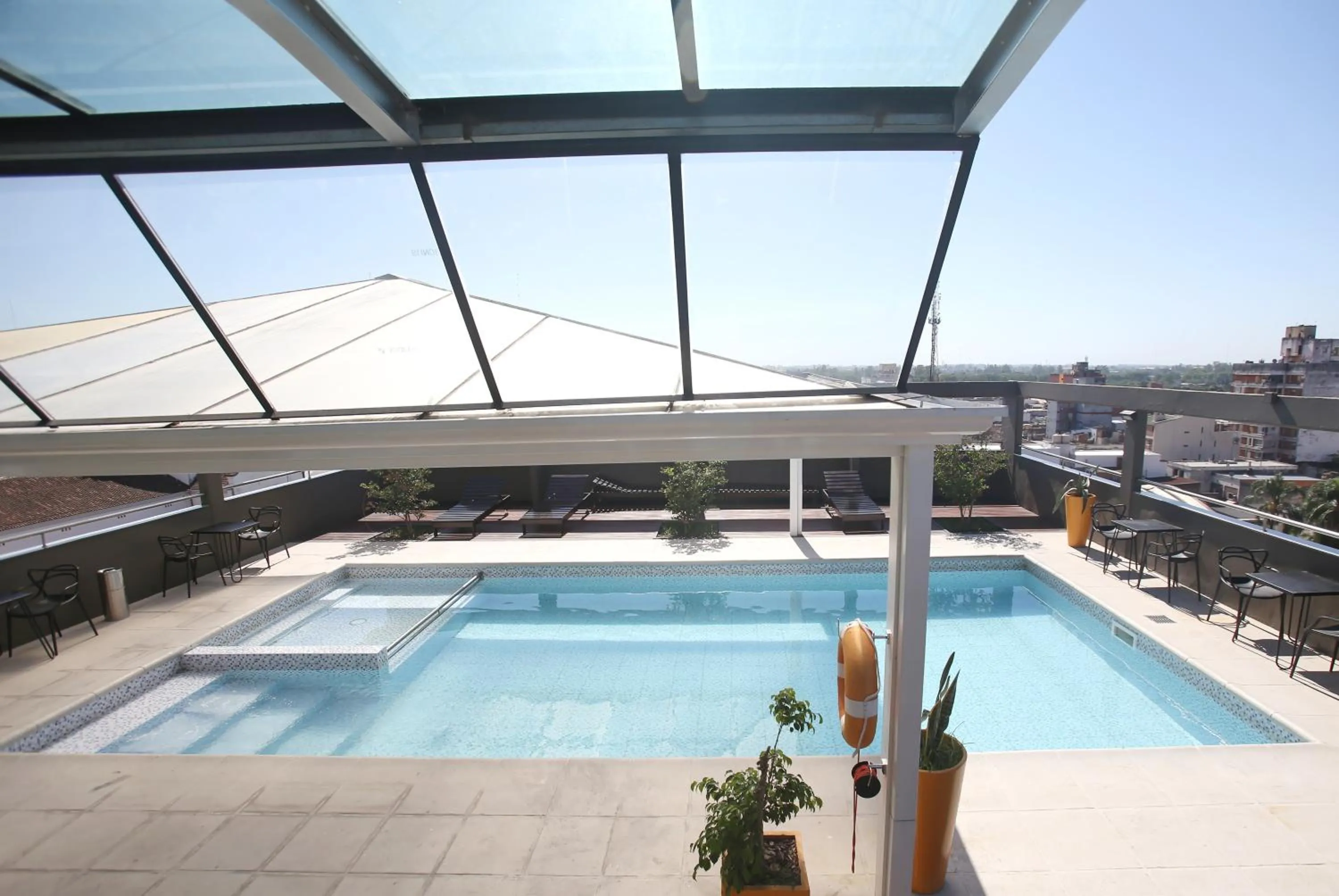 Pool view in Hotel Bicentenario Suites & Spa
