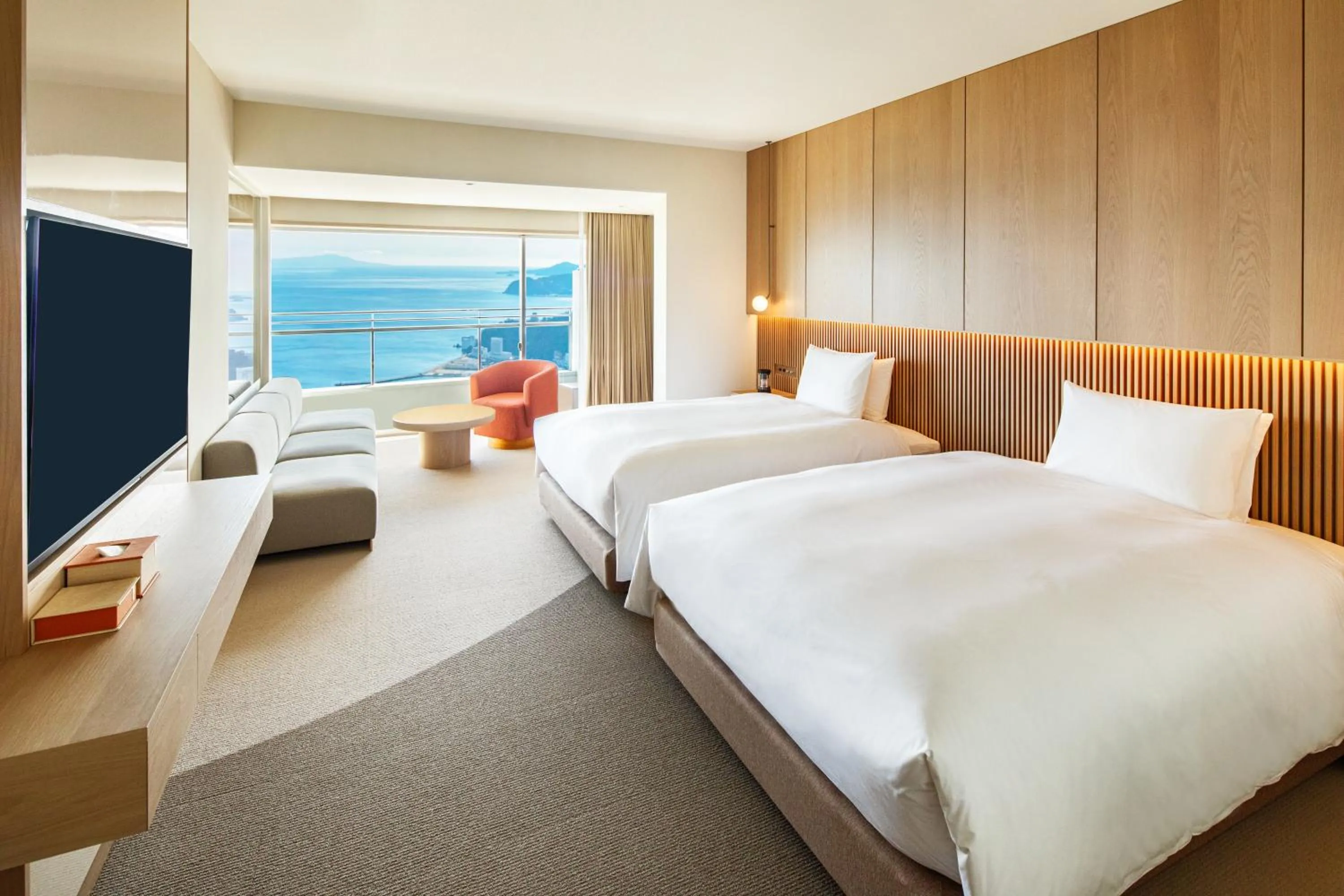 TV and multimedia, Bed in Hotel Grand Bach Atami Crescendo