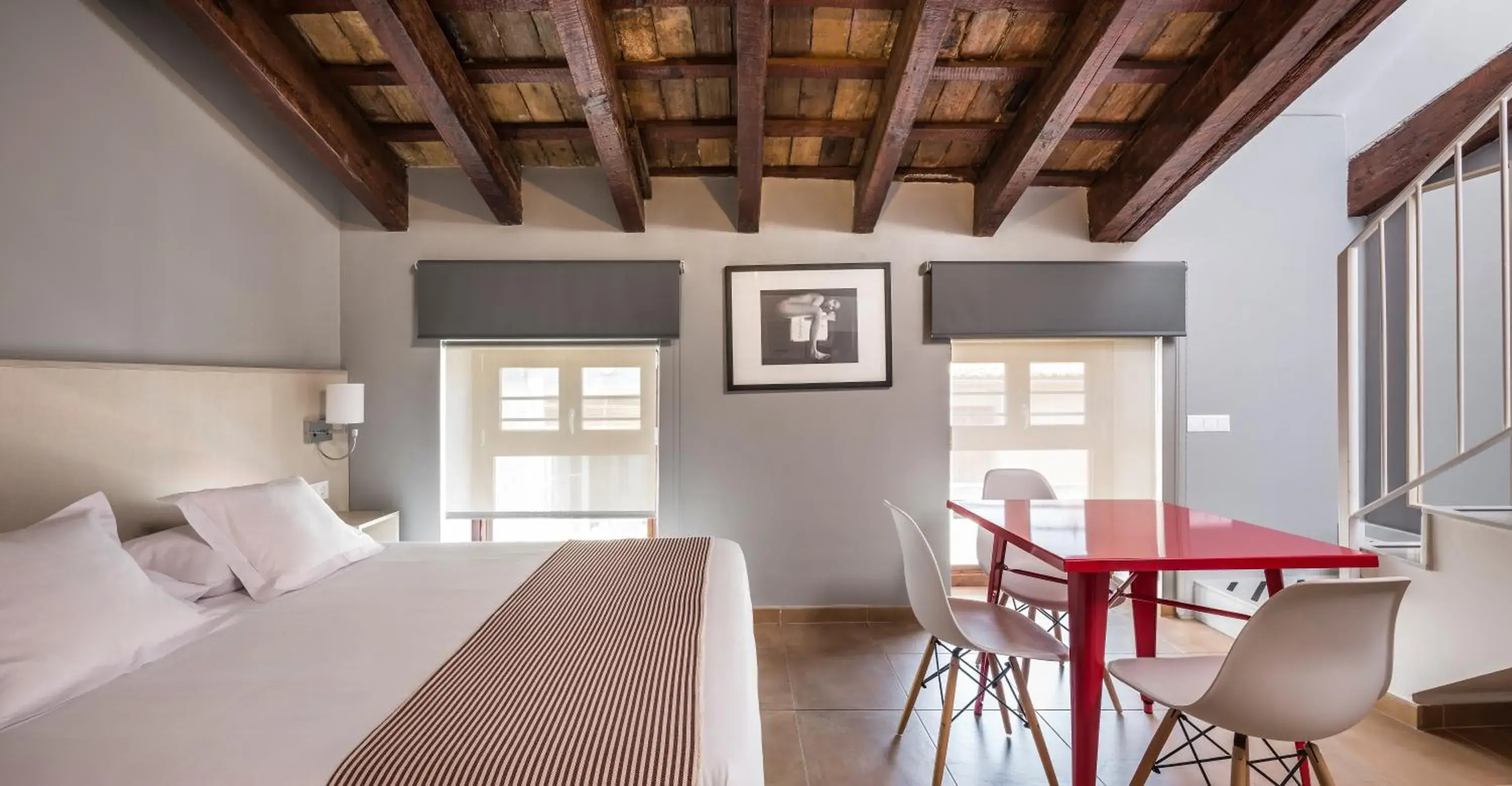 Photo of the whole room, Bed in Catalina Suites San Nicolas Photo of the whole room, Bed in Catalina Suites San Nicolas