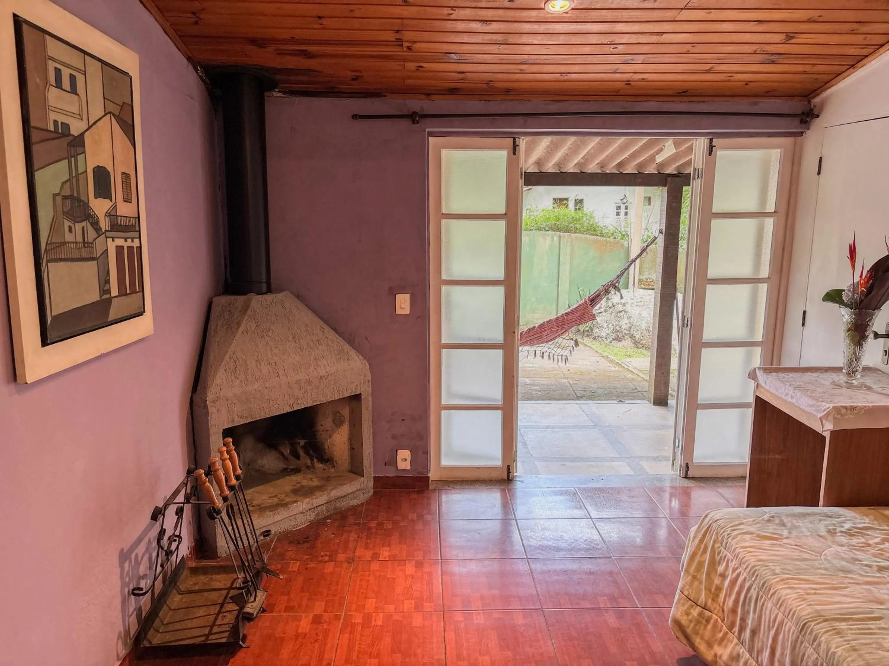 fireplace, Bed in Recanto Quinta da Jade