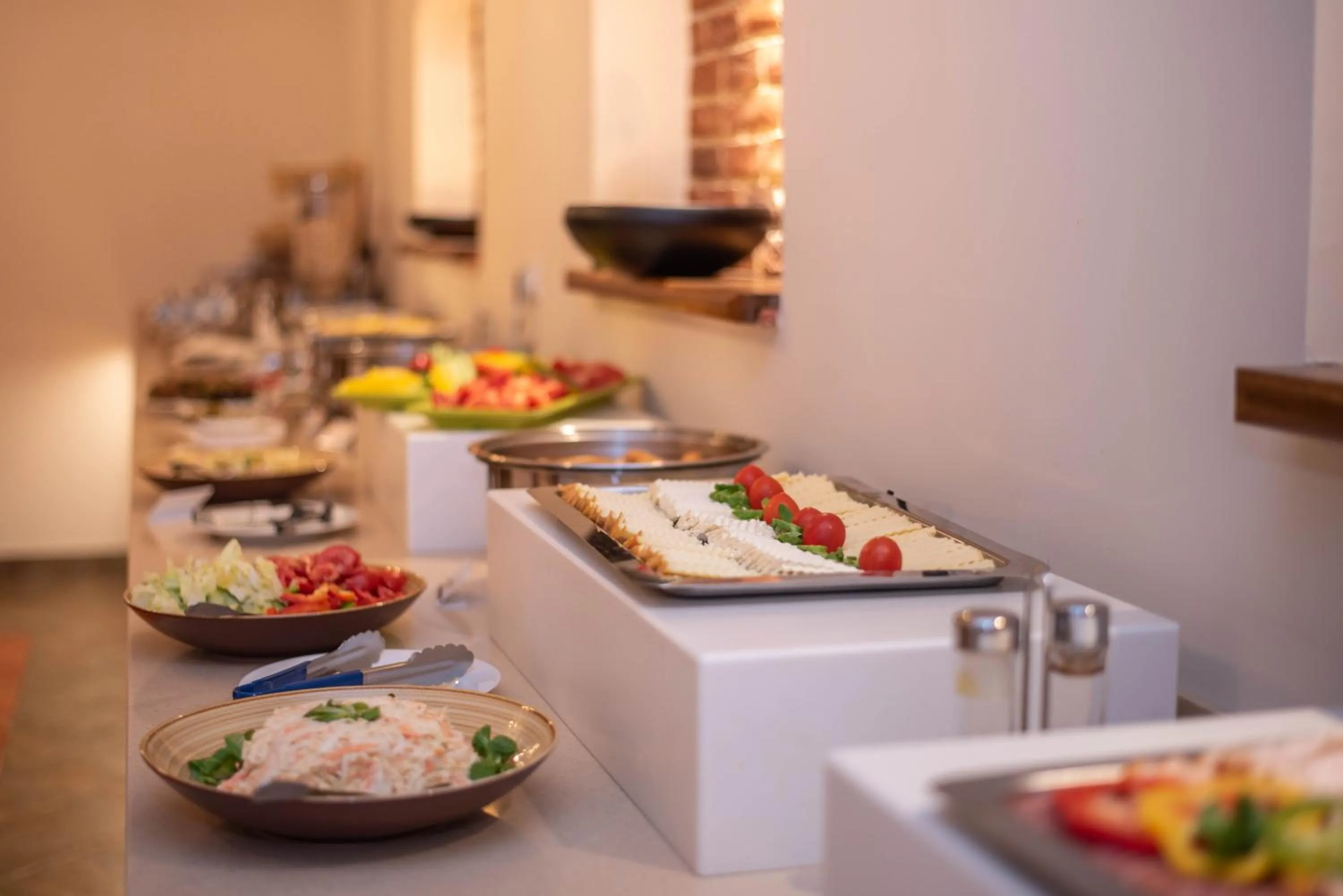 Food and drinks in Hotel Anda