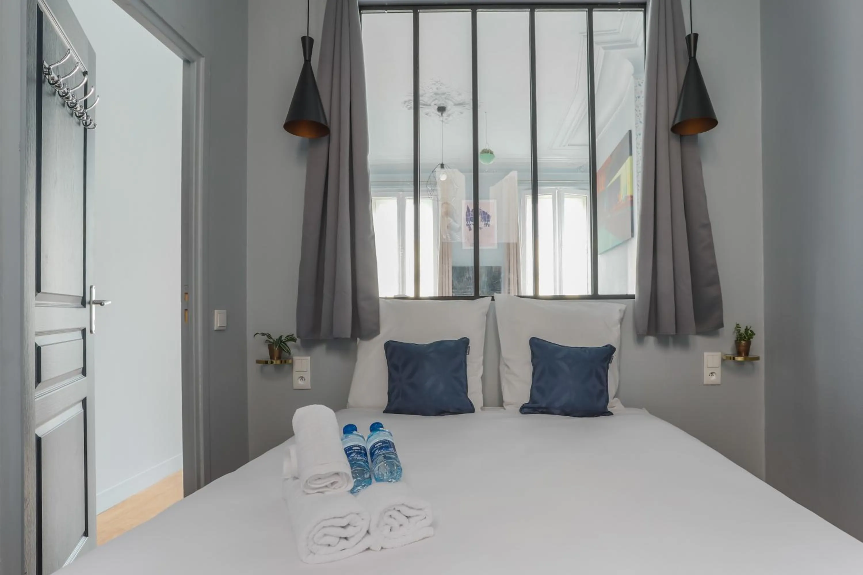 Bedroom, Bed in WS Saint-Lazare - Opera