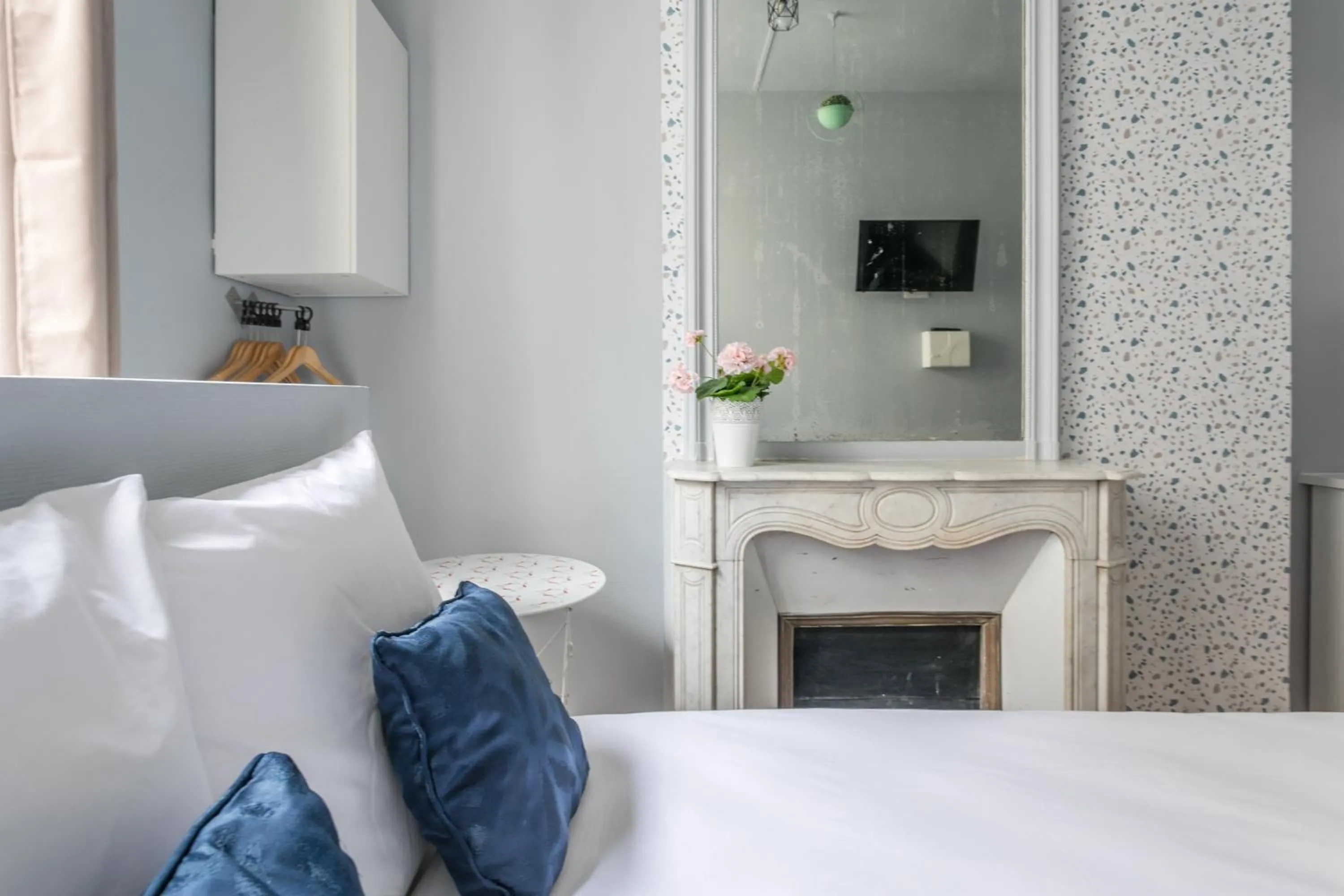 Bedroom, Bed in WS Saint-Lazare - Opera