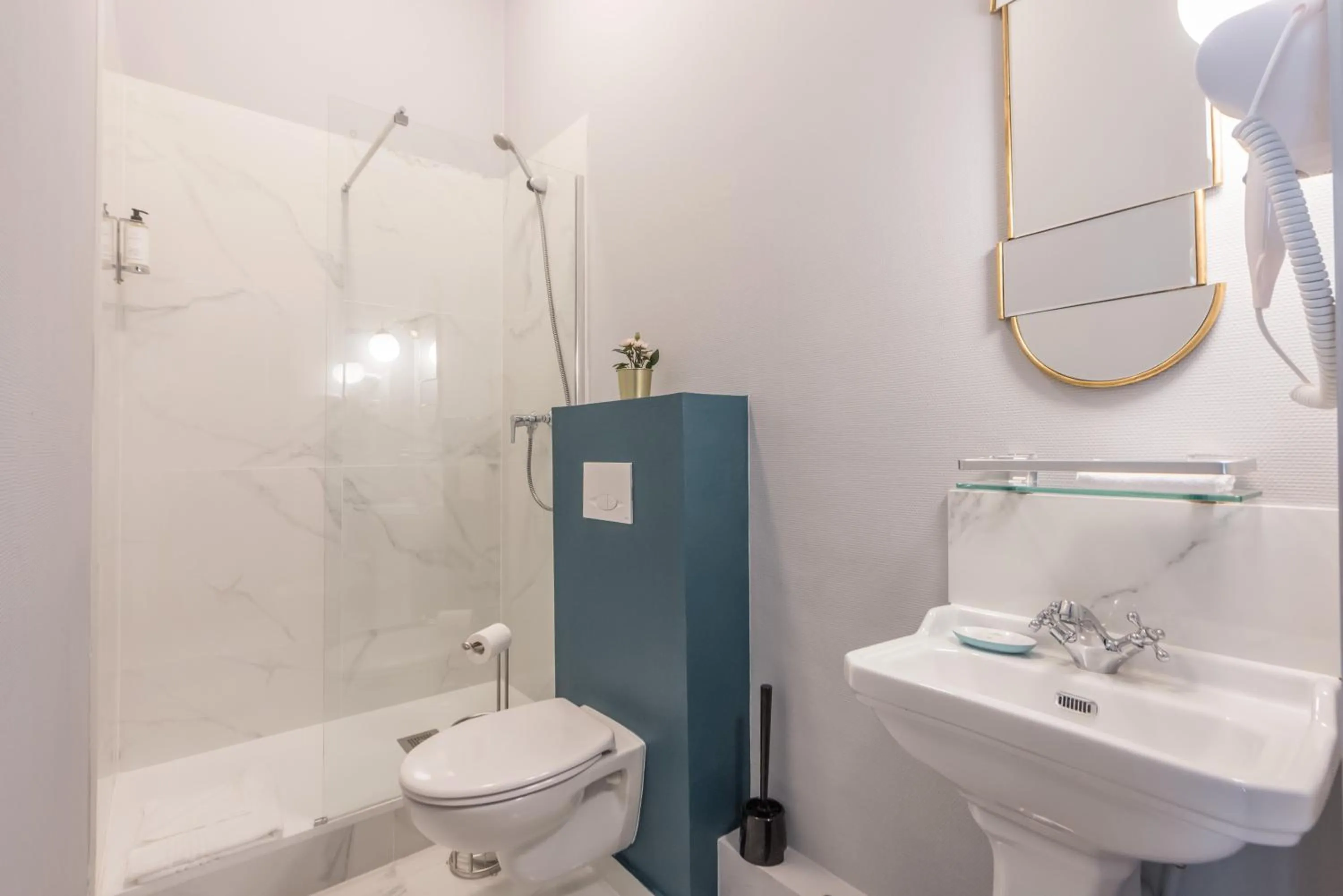 Bathroom in WS Saint-Lazare - Opera