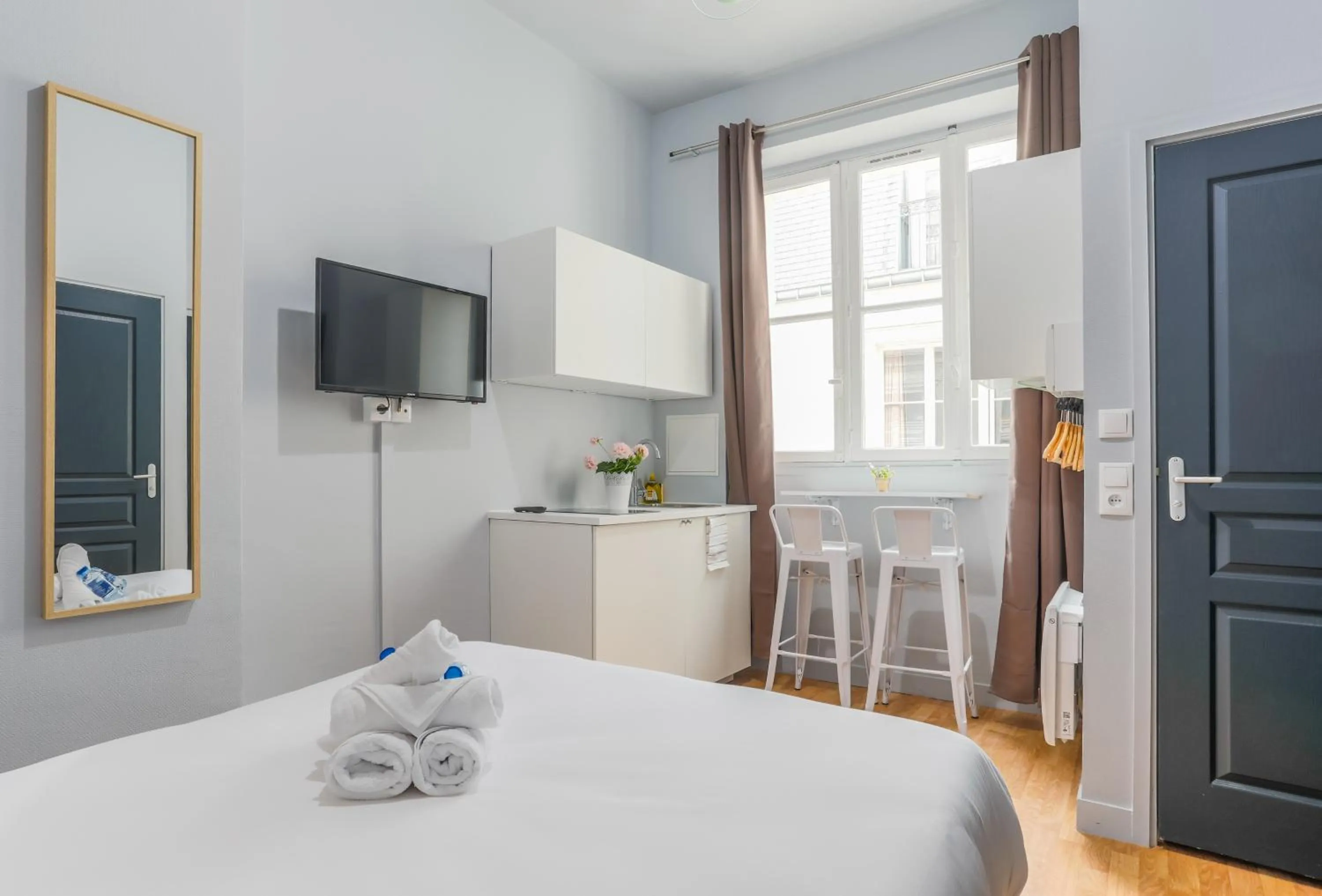 Bedroom, Bed in WS Saint-Lazare - Opera