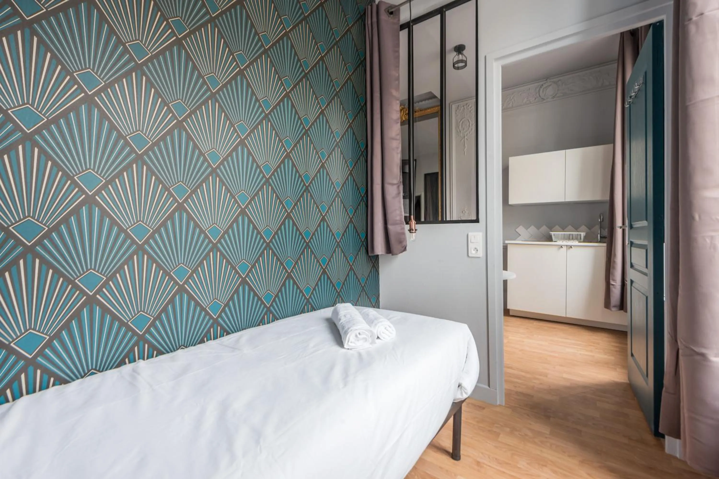 Bedroom, Bed in WS Saint-Lazare - Opera