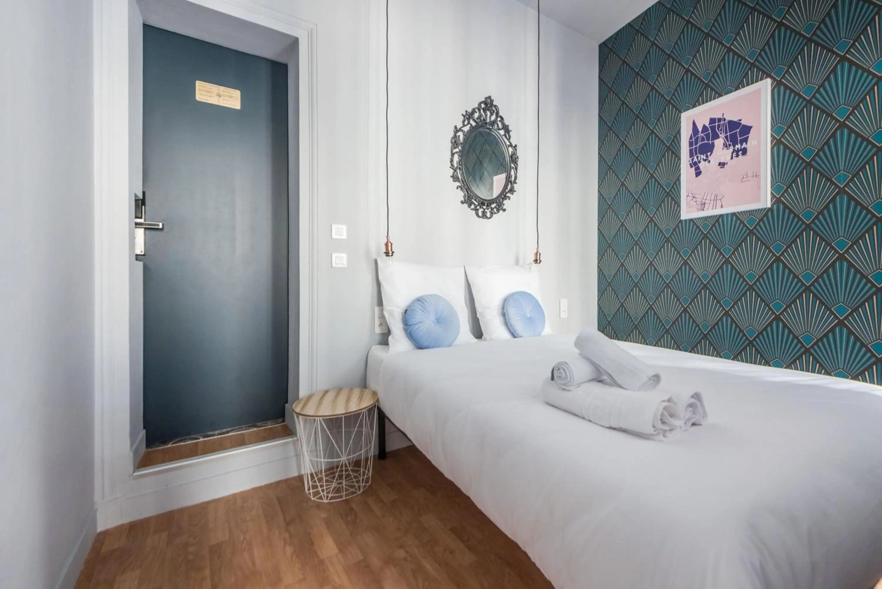 Bedroom, Bed in WS Saint-Lazare - Opera