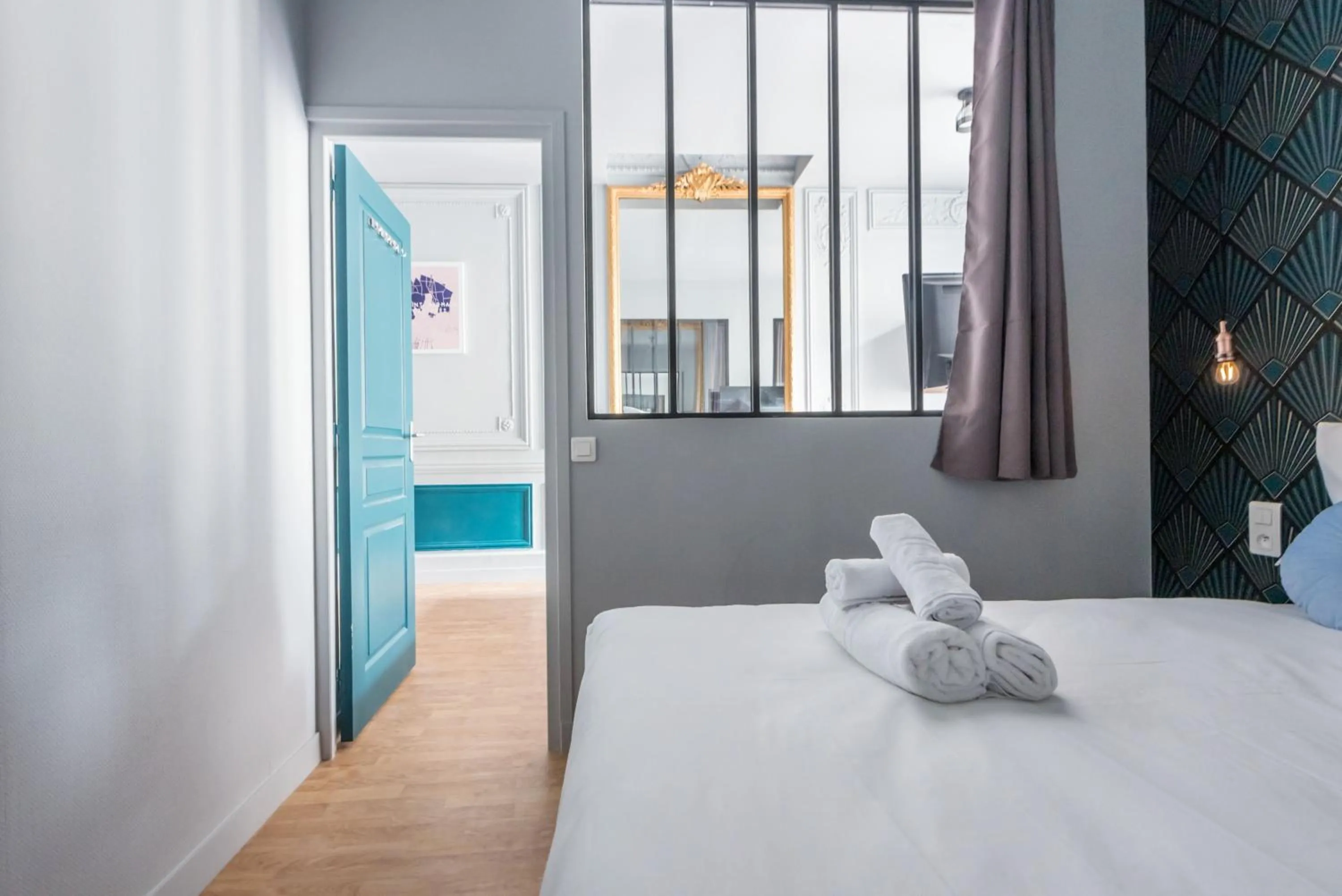 Bedroom, Bed in WS Saint-Lazare - Opera