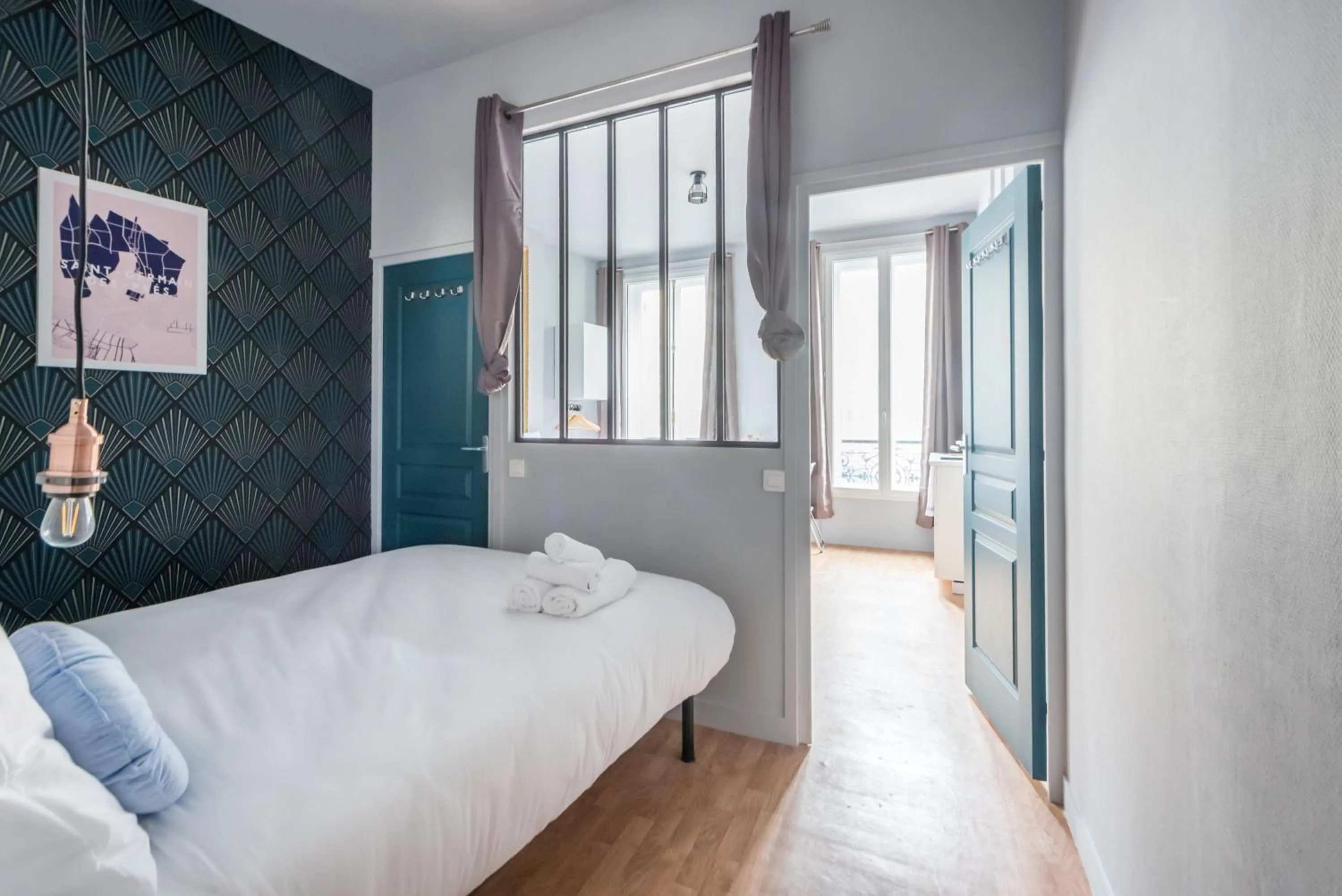 Bedroom, Bed in WS Saint-Lazare - Opera