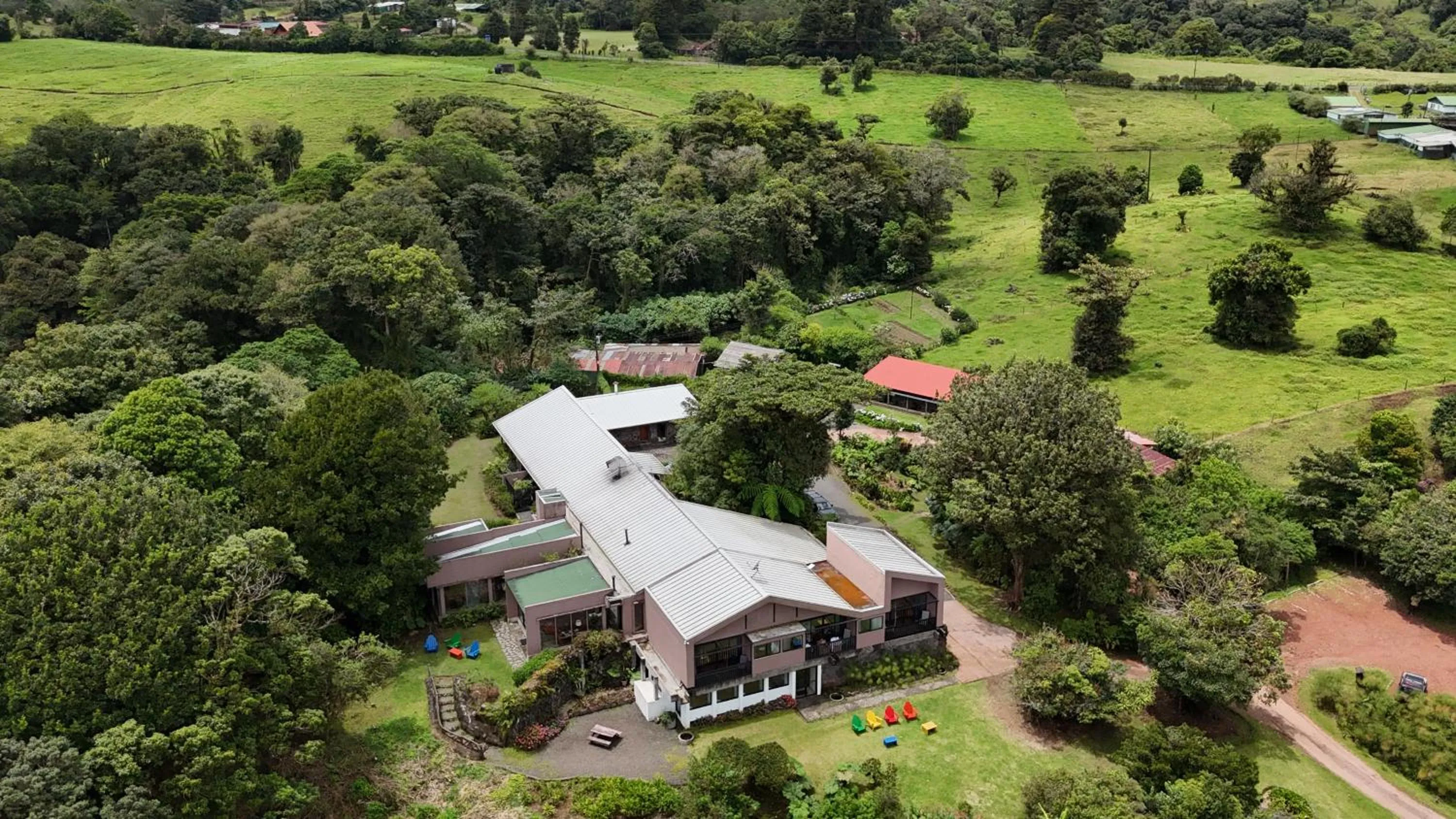 Property building in Poas Volcano Lodge