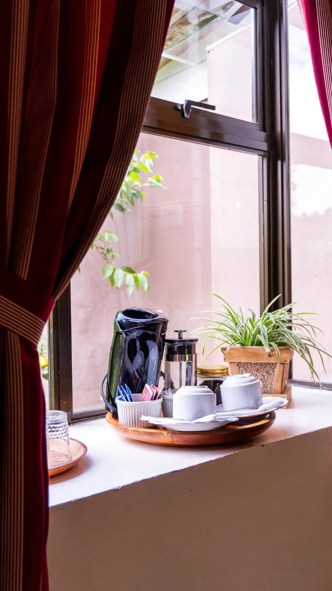 Coffee/tea facilities in Poas Volcano Lodge