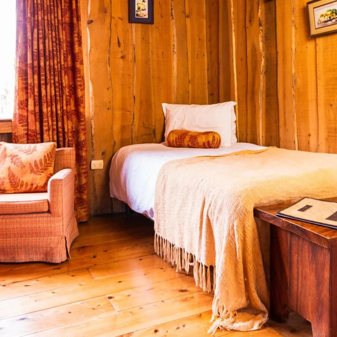 Bed in Poas Volcano Lodge