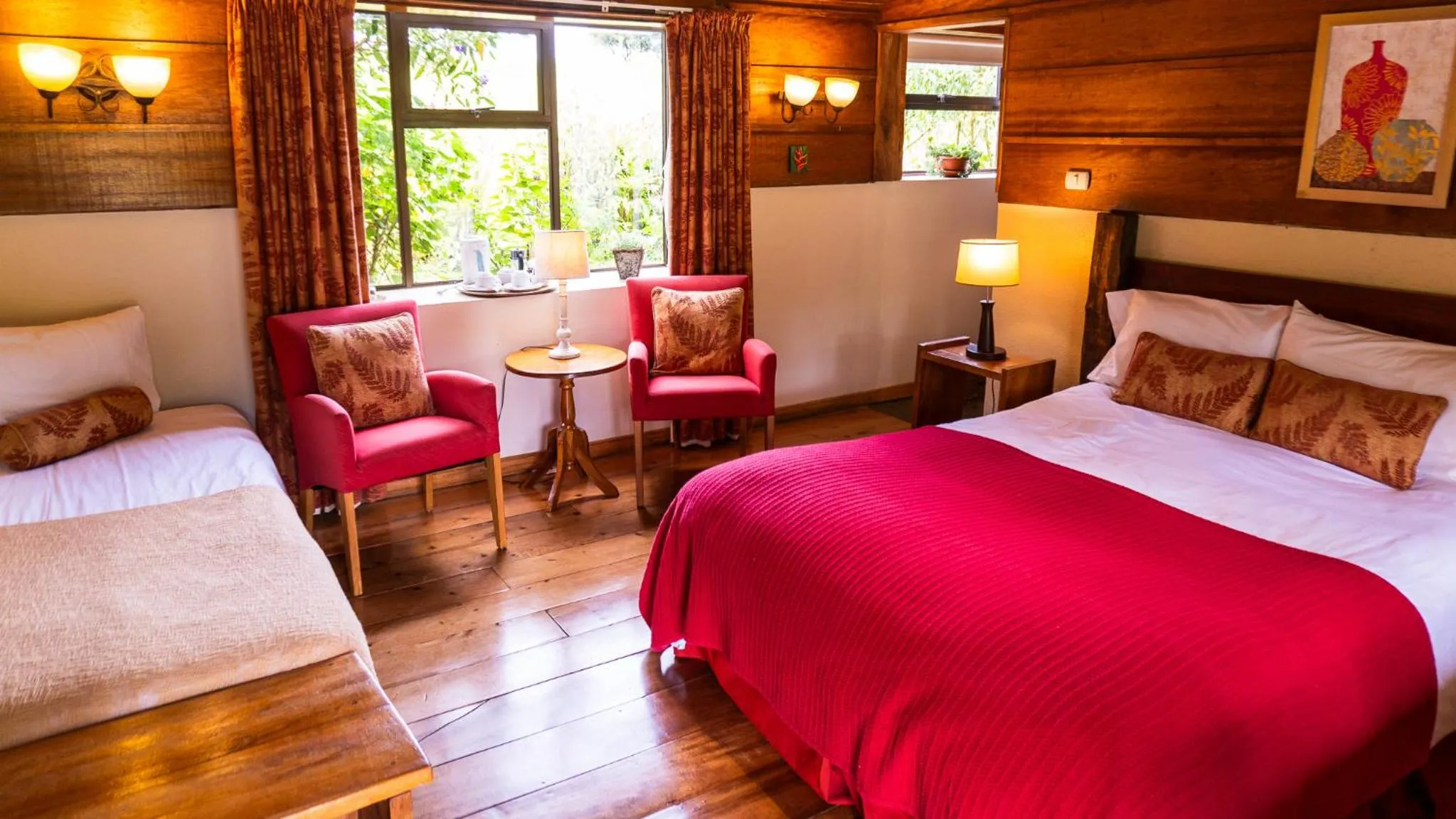 Bedroom, Bed in Poas Volcano Lodge