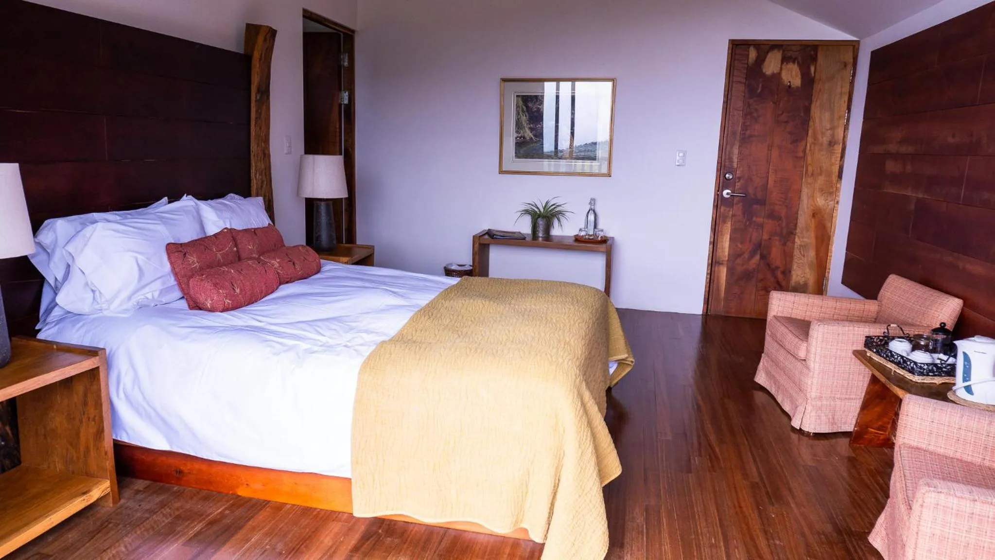 Bedroom, Bed in Poas Volcano Lodge