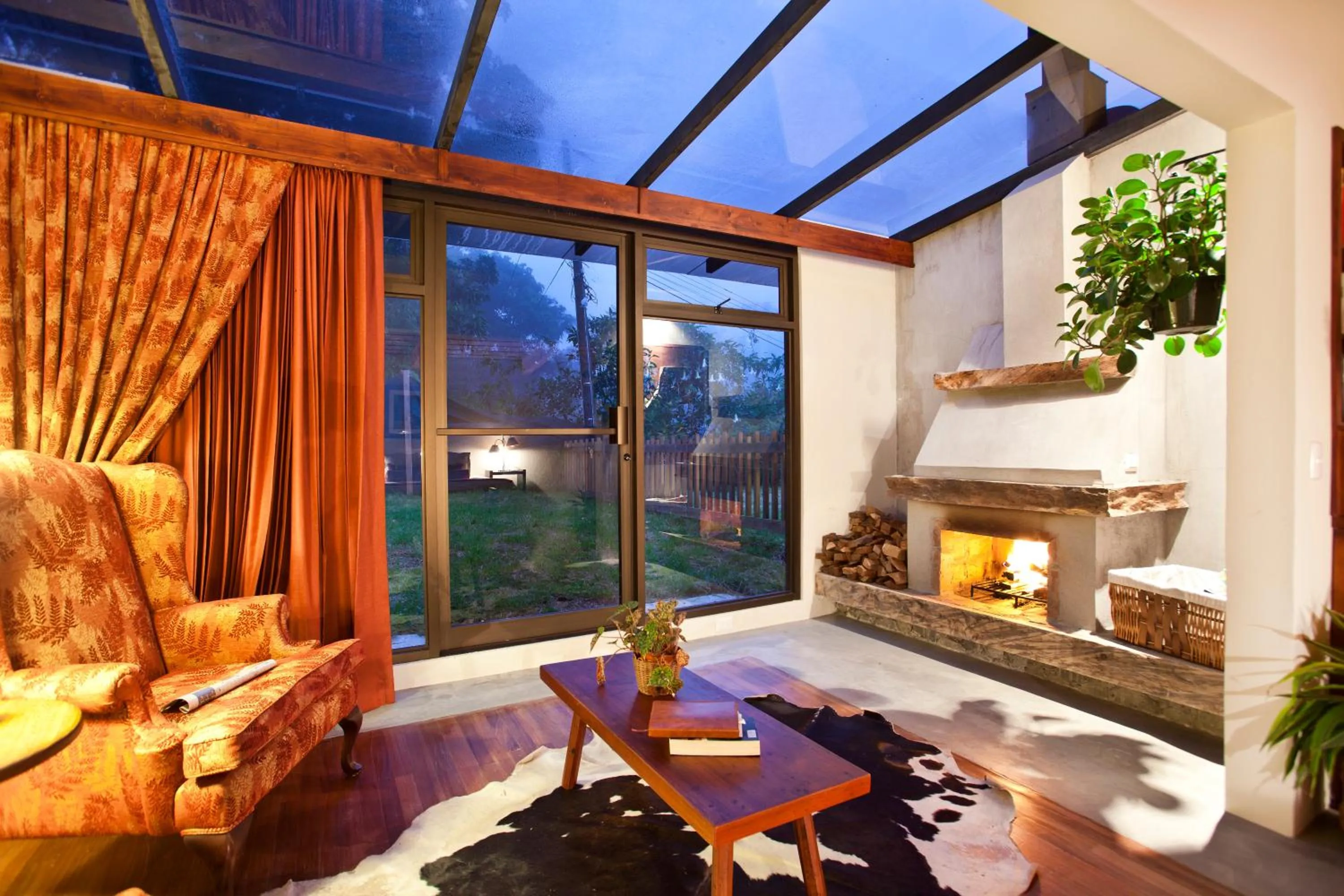 Seating area in Poas Volcano Lodge