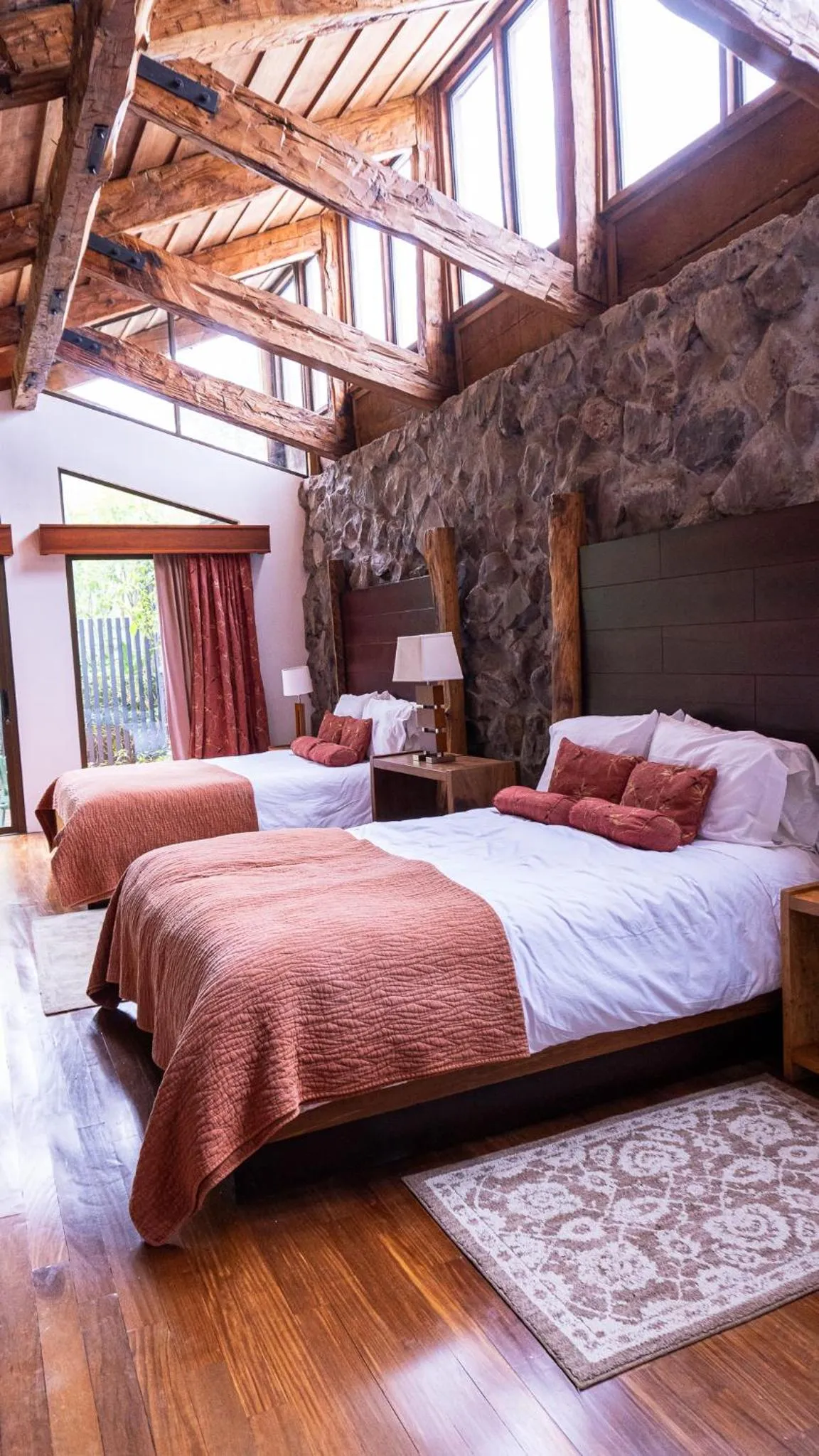 Bedroom, Bed in Poas Volcano Lodge