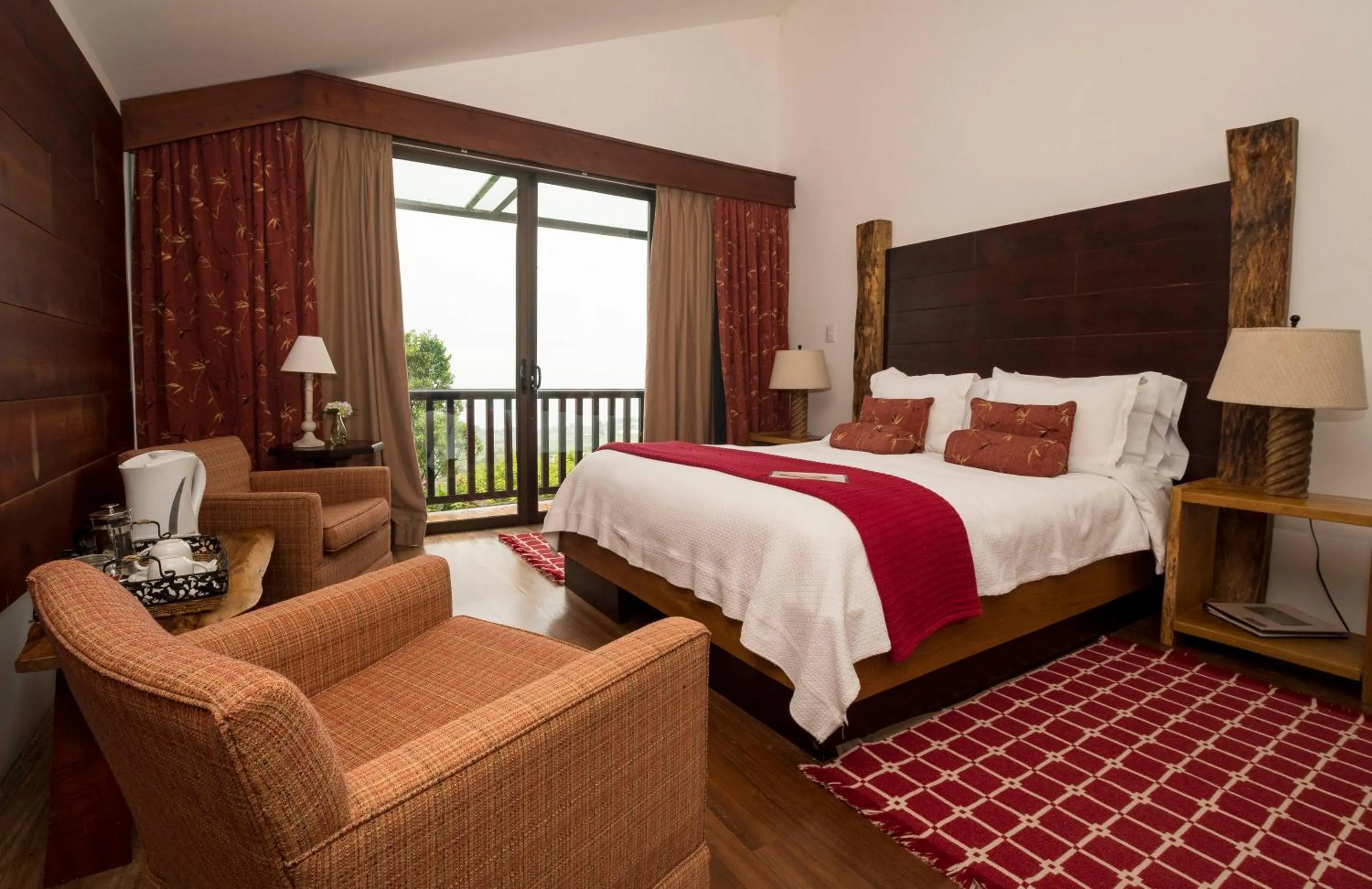 Bed in Poas Volcano Lodge