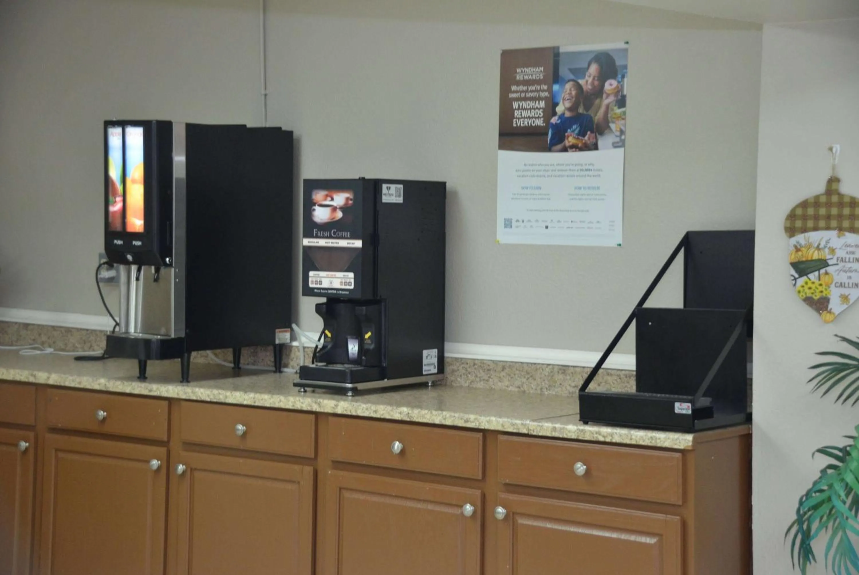 Property building in Super 8 by Wyndham Fredericksburg