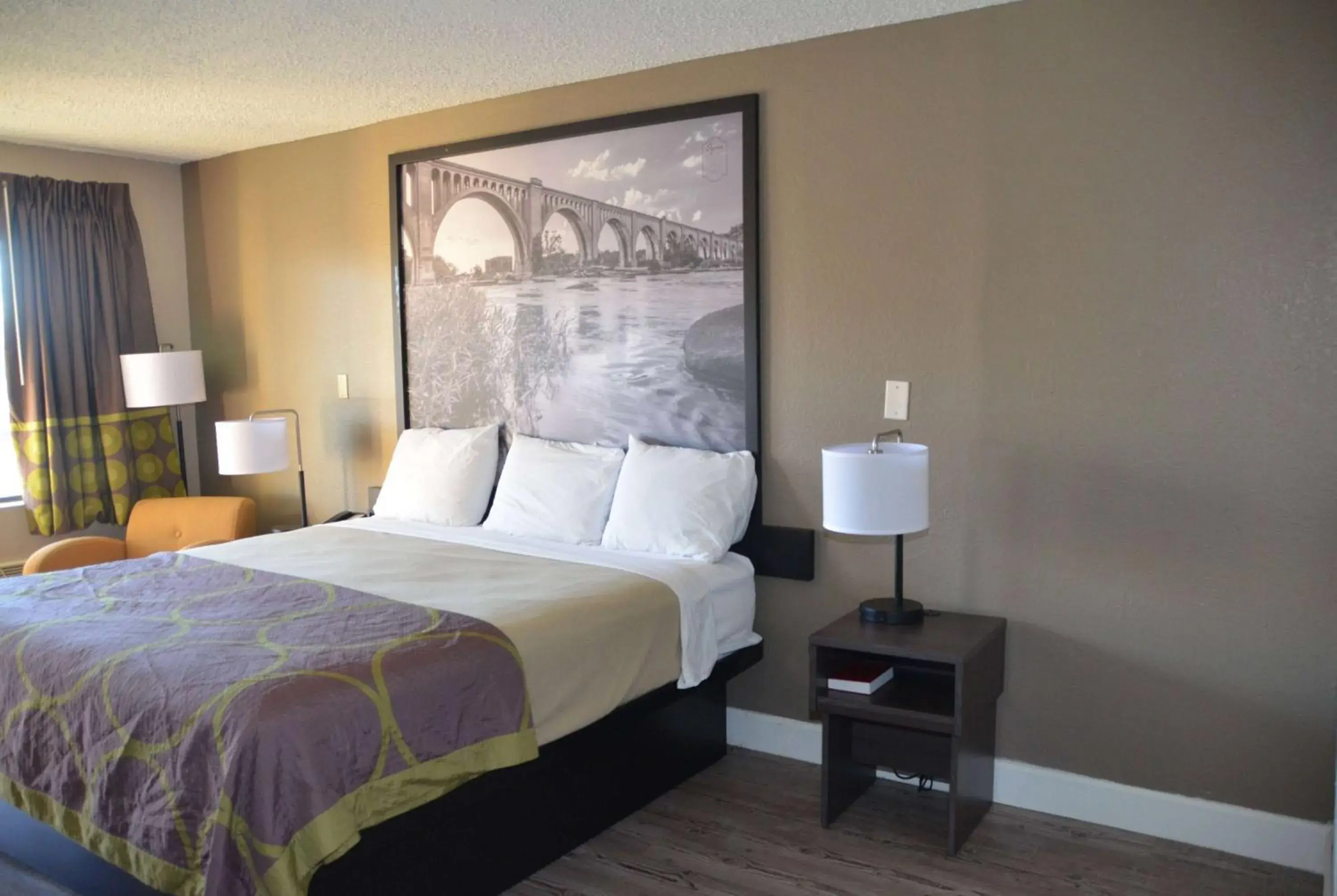 King Room - Non-Smoking in Super 8 by Wyndham Fredericksburg King Room - Non-Smoking in Super 8 by Wyndham Fredericksburg