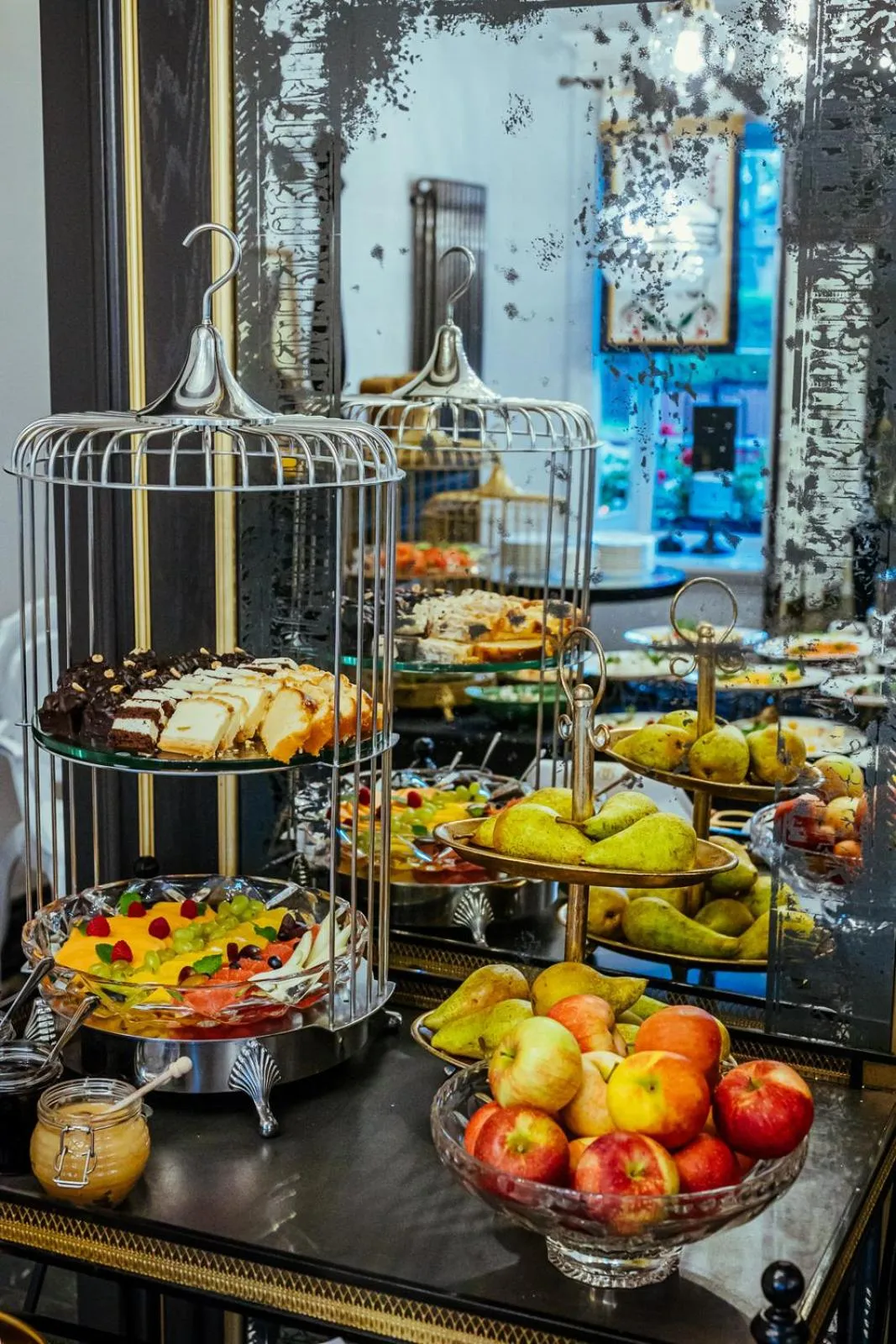 Breakfast in Hotel Traugutta3