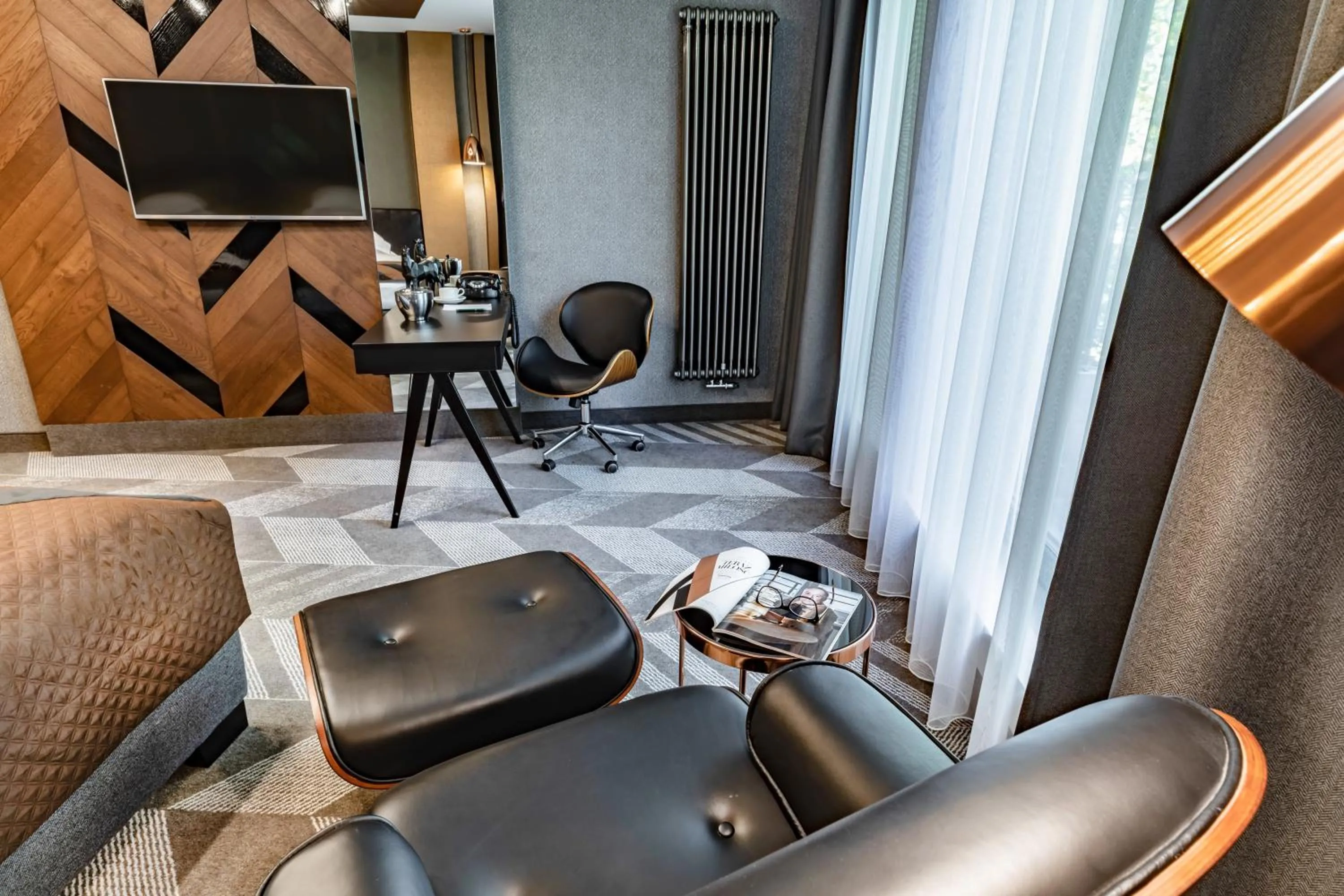 Seating area in Hotel Traugutta3