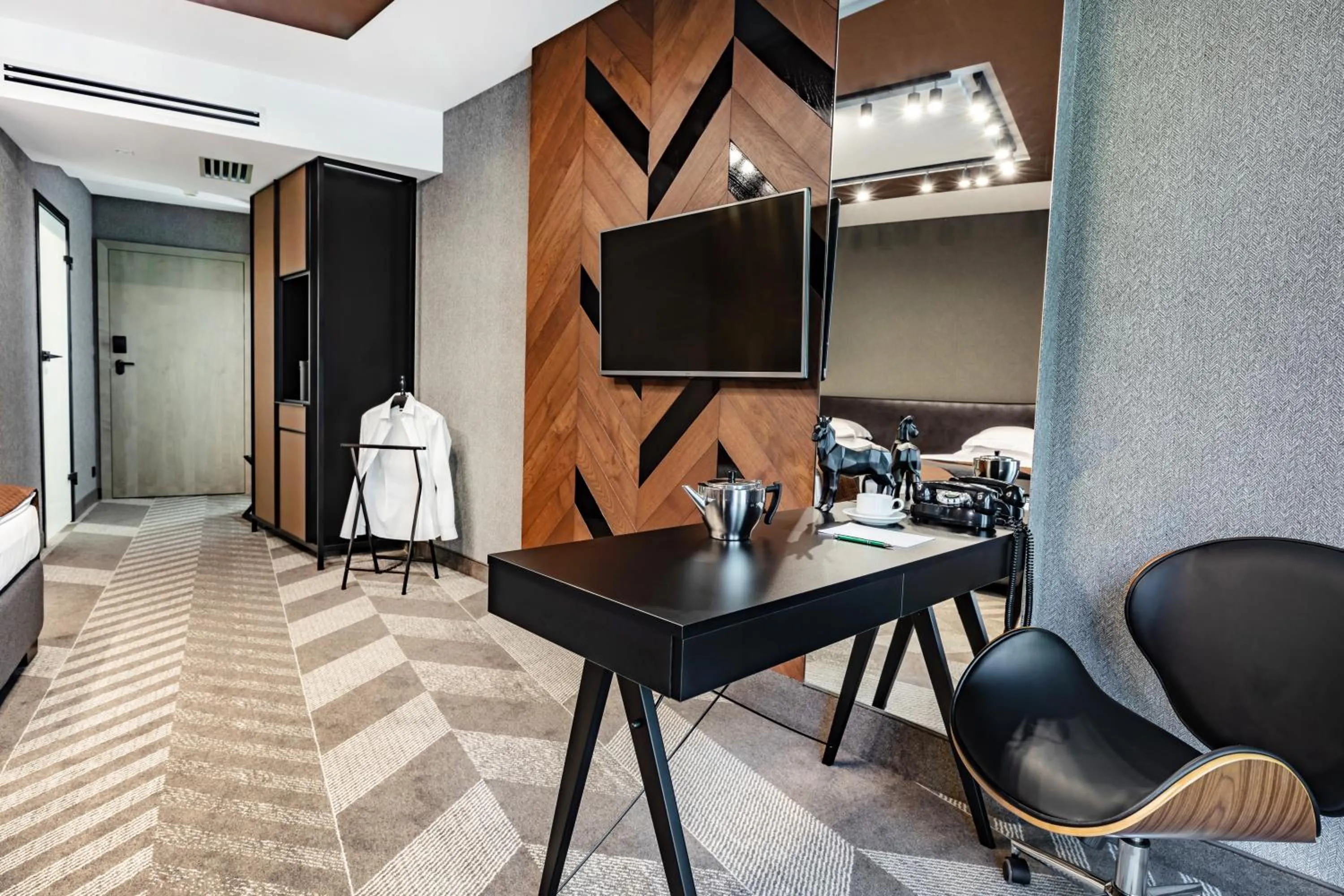 TV and multimedia in Hotel Traugutta3