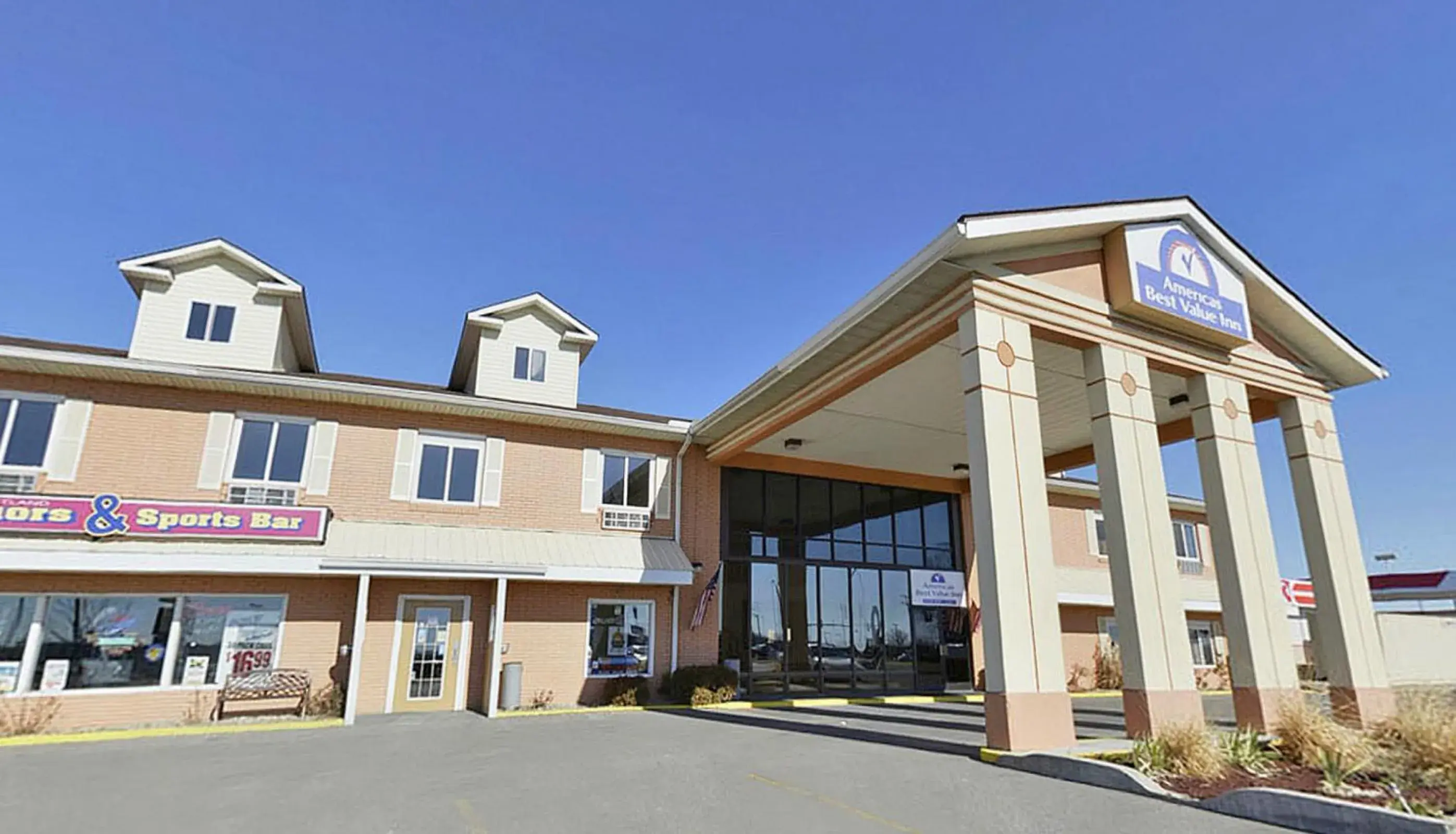 Facade/entrance, Property Building in America's Best Value Inn-Marion