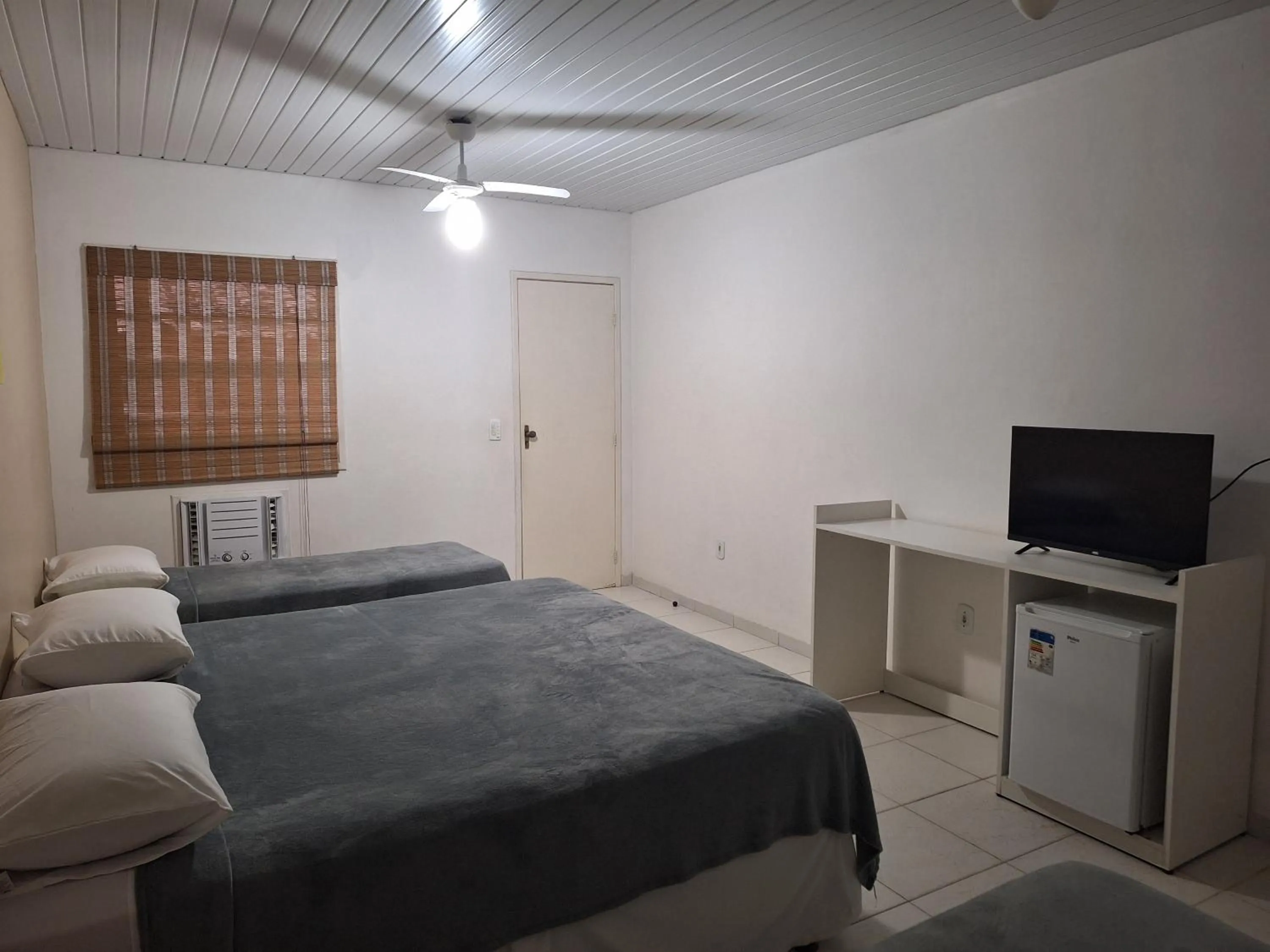 TV and multimedia, Bed in Pousada Areias Brancas