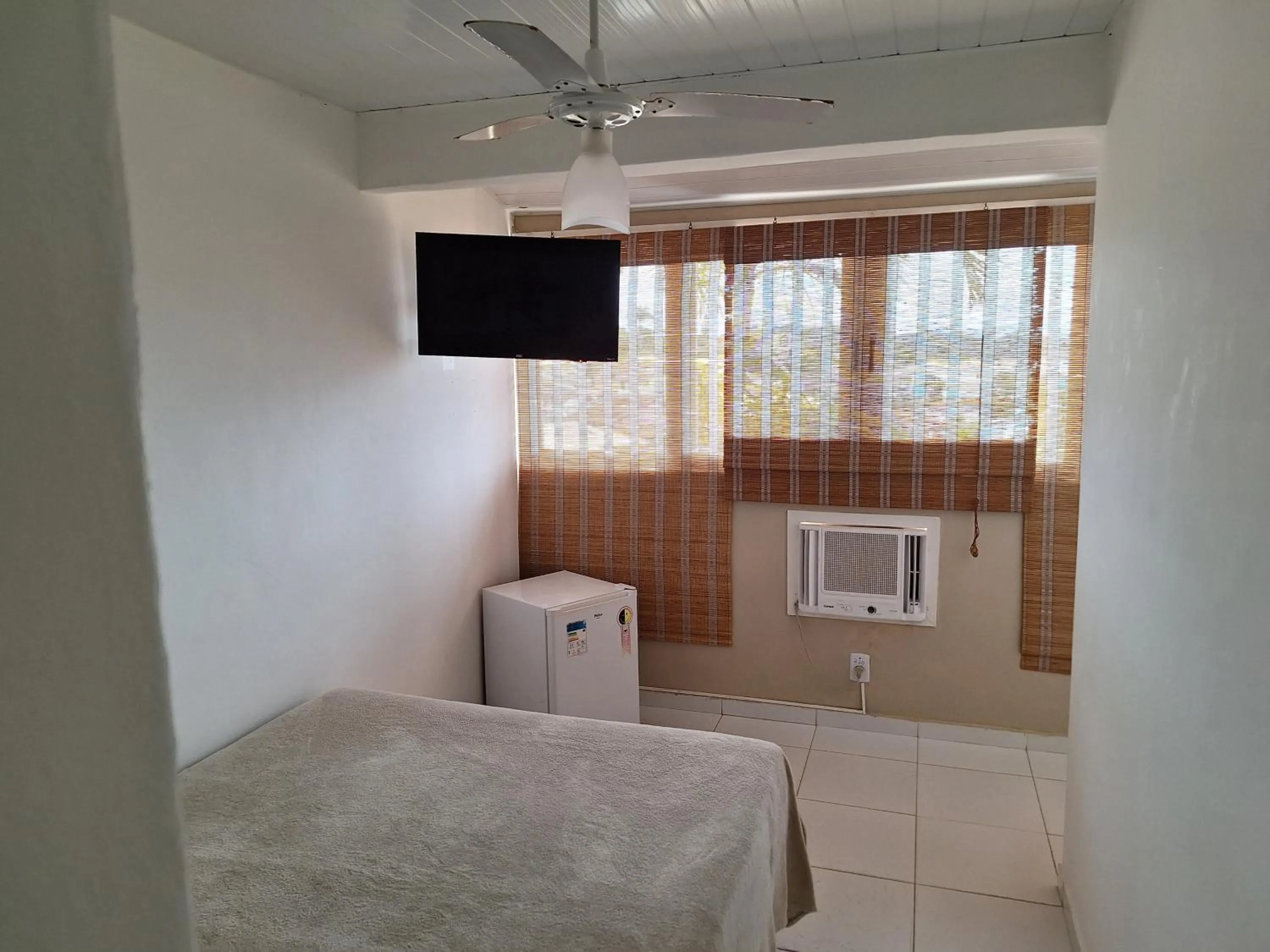 Photo of the whole room, Bed in Pousada Areias Brancas