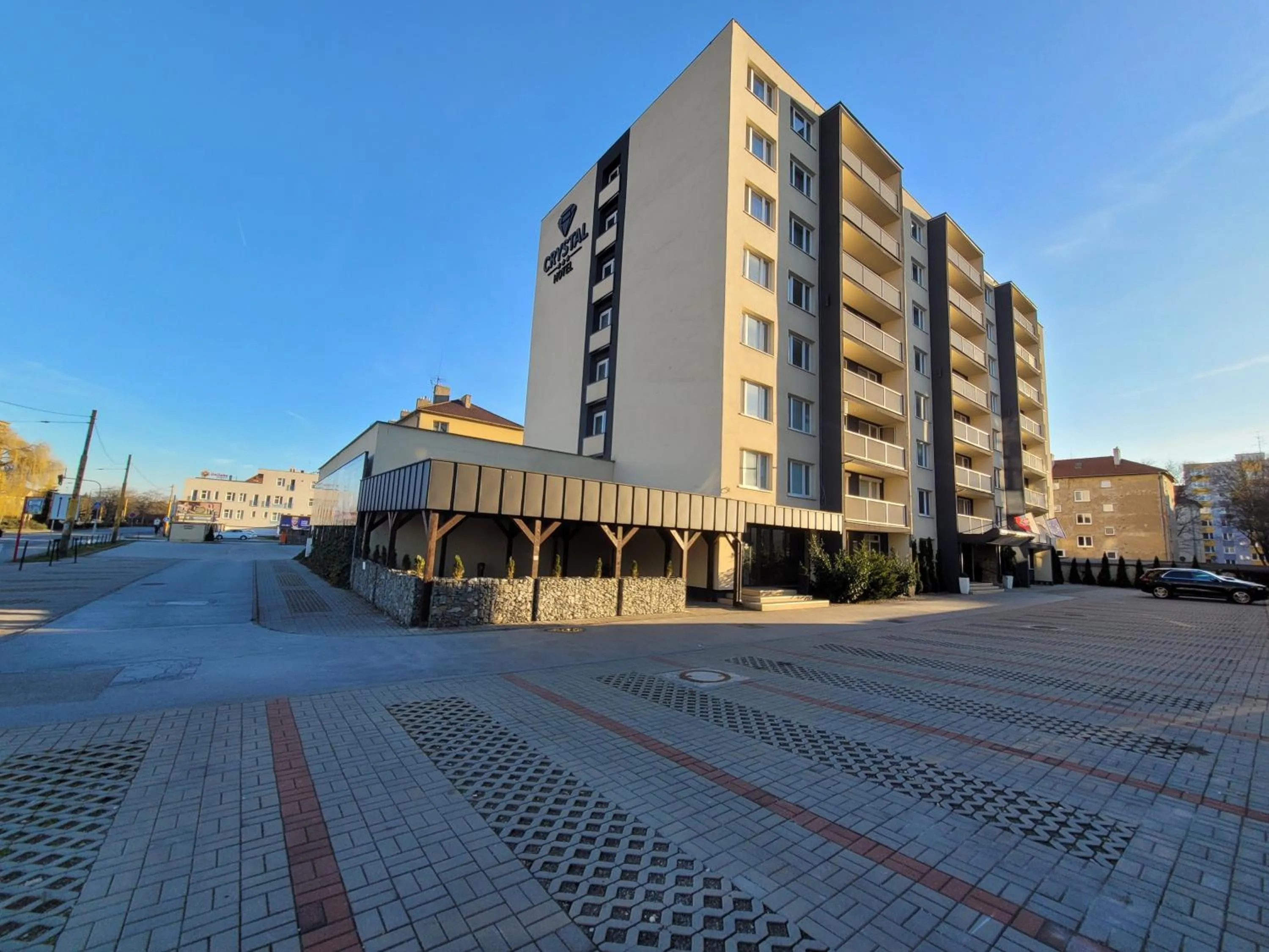 Parking in Hotel Crystal