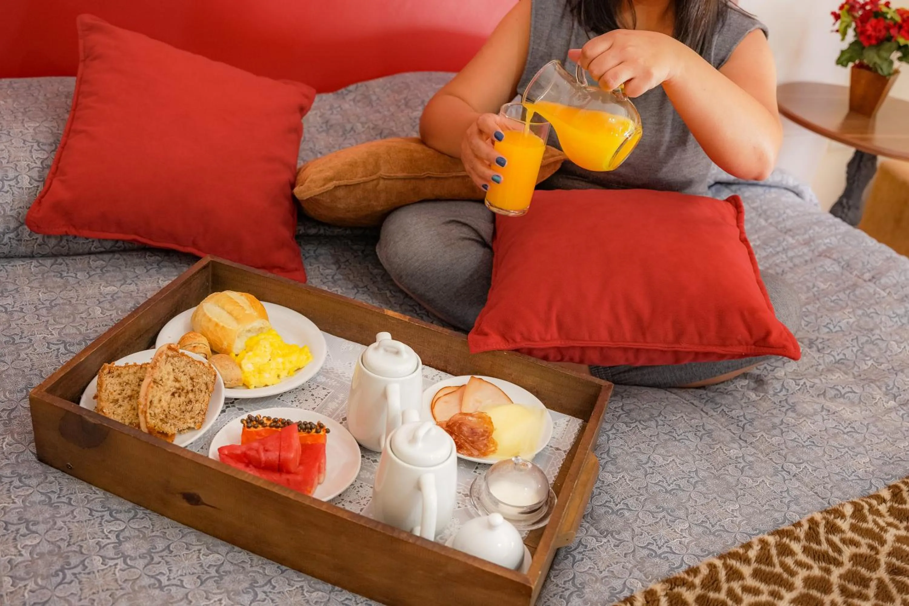 Food and drinks in Pousada Serra do Jordão by Concavus