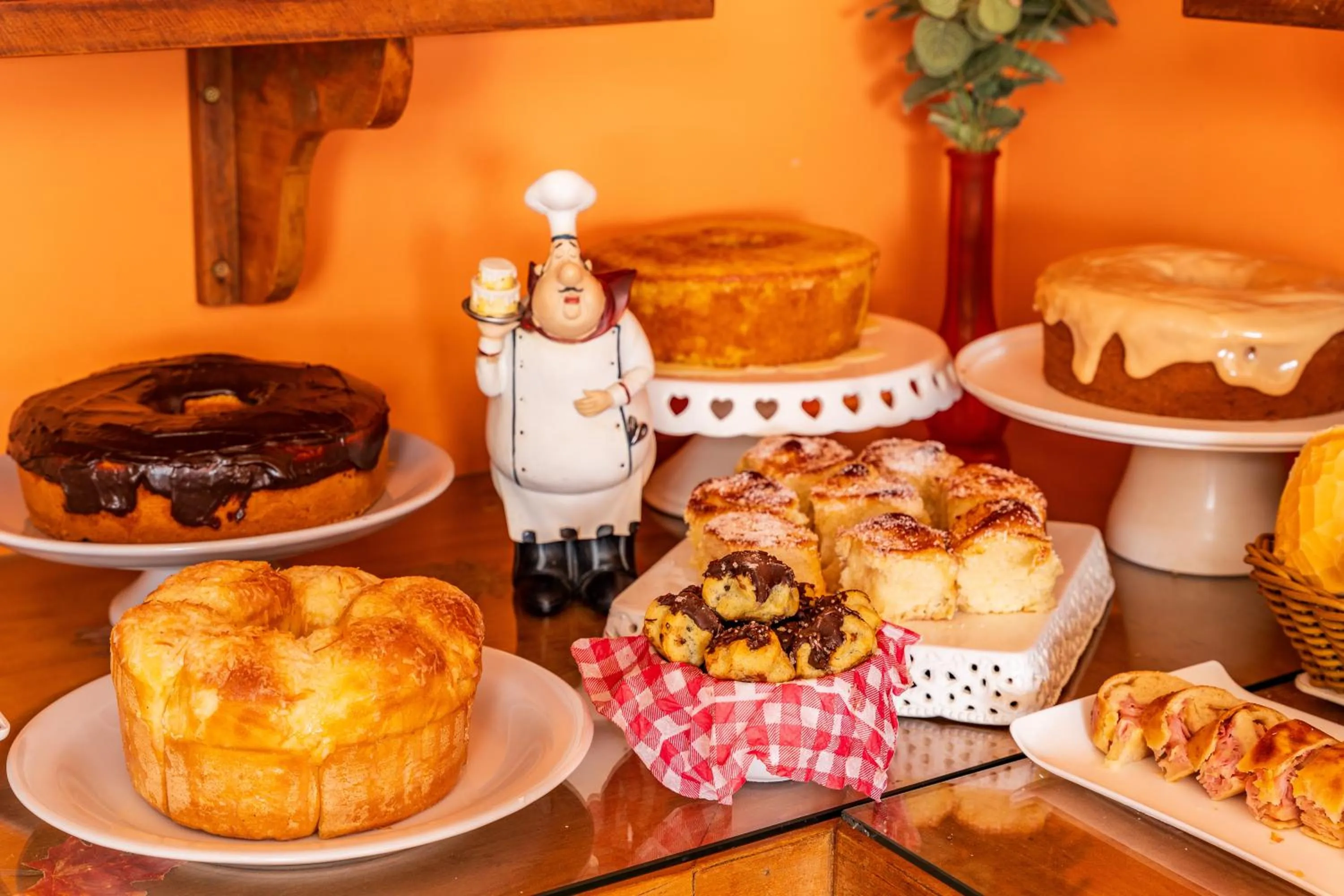Continental breakfast in Pousada Serra do Jordão by Concavus