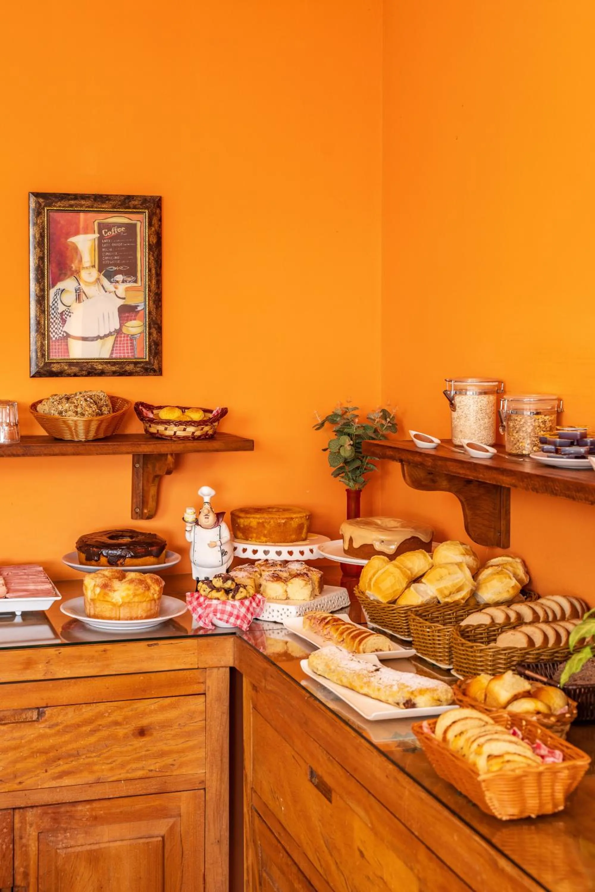 Food and drinks in Pousada Serra do Jordão by Concavus