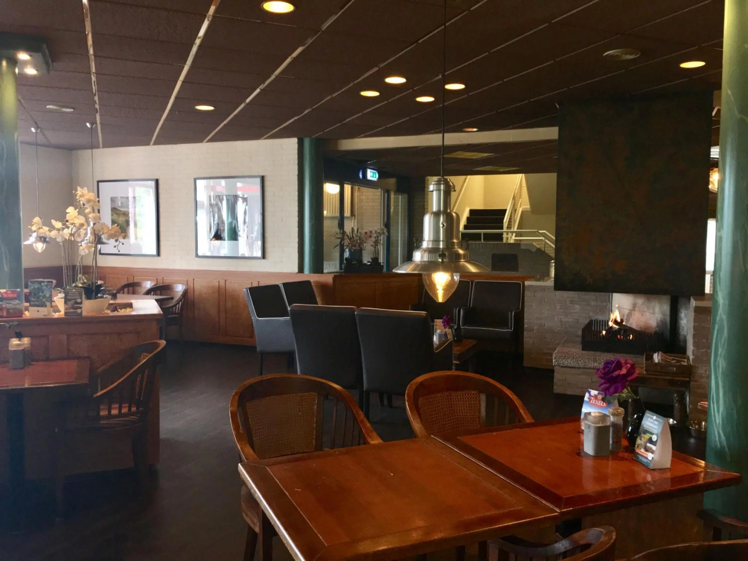 Food and drinks in Appartement De Kompaan, Resort Amelander Kaap