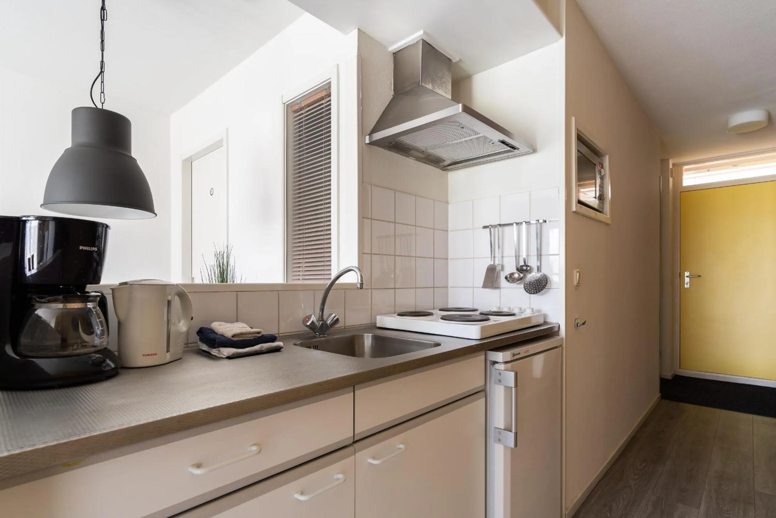 kitchen in Appartement De Kompaan, Resort Amelander Kaap