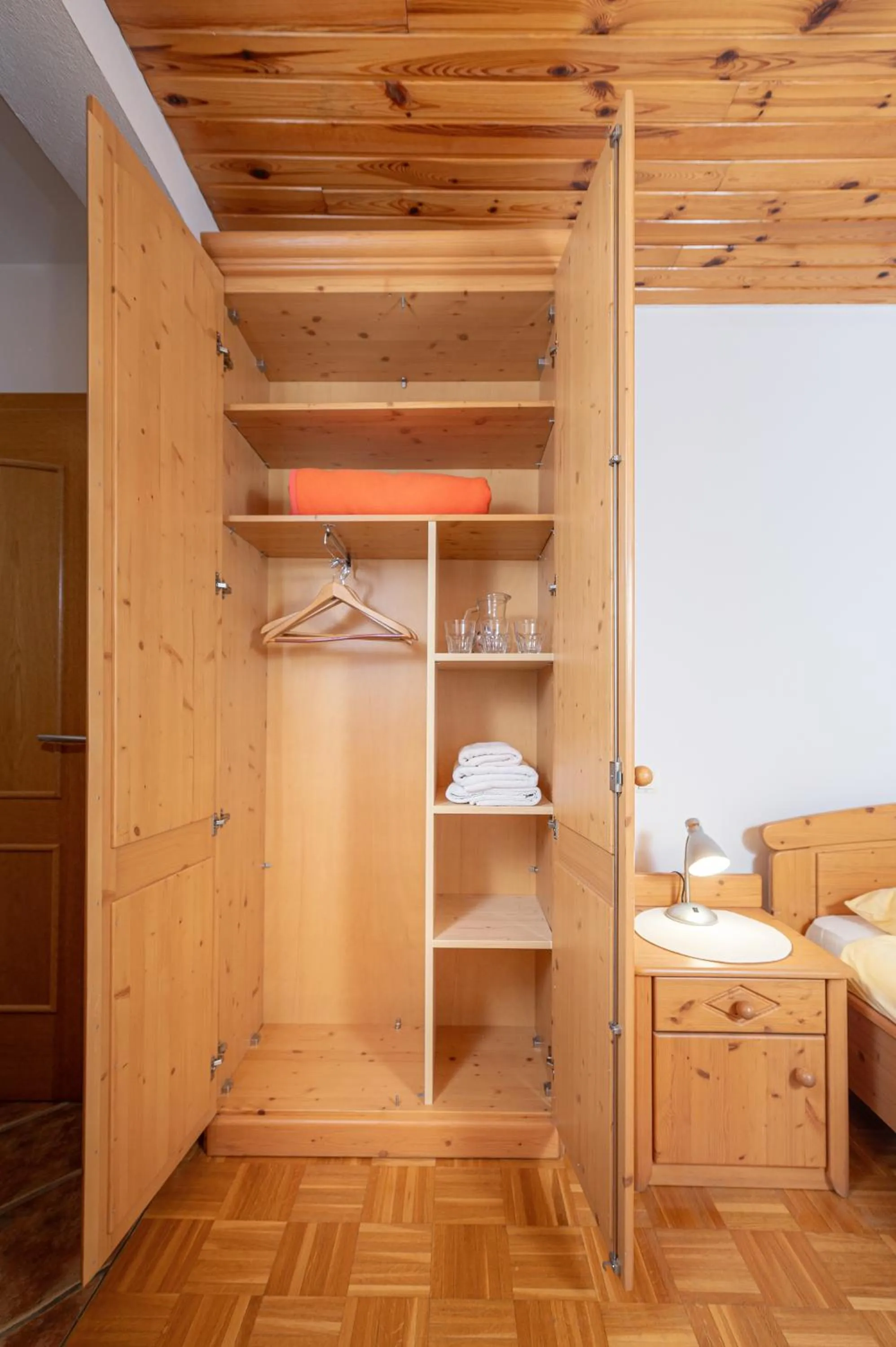 Economy Triple Room in Rooms & Apartments Pr Matjon