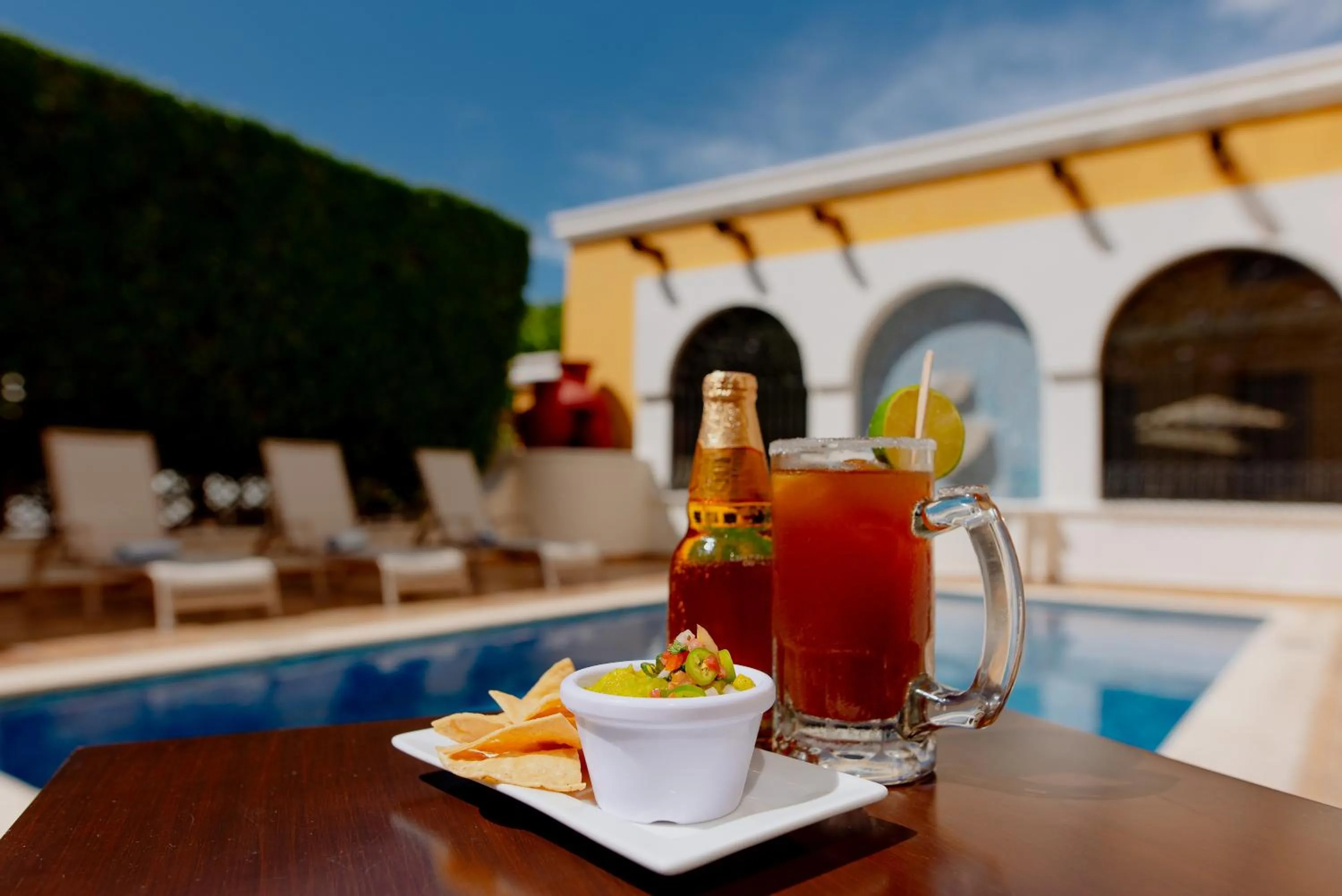 Swimming pool in Hotel Plaza Campeche