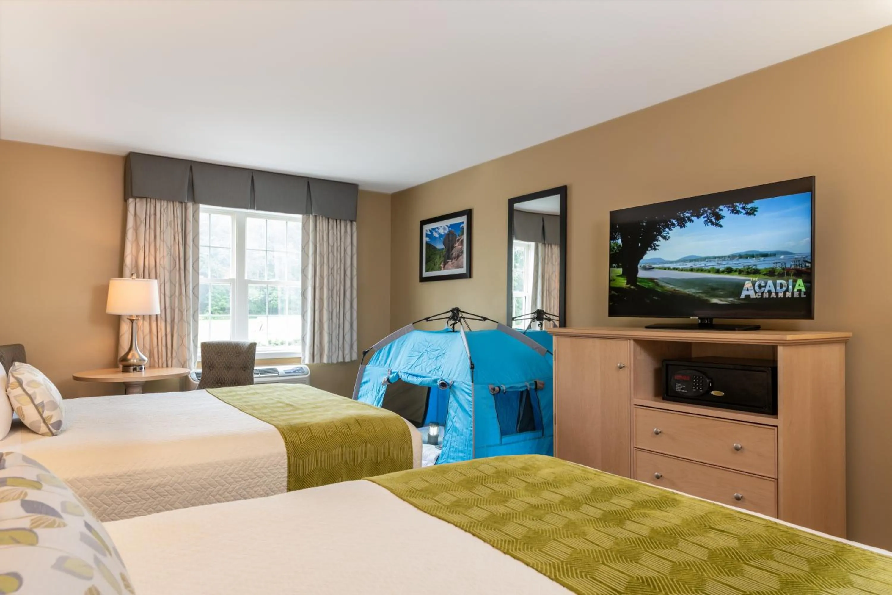 Bed in Acadia Inn