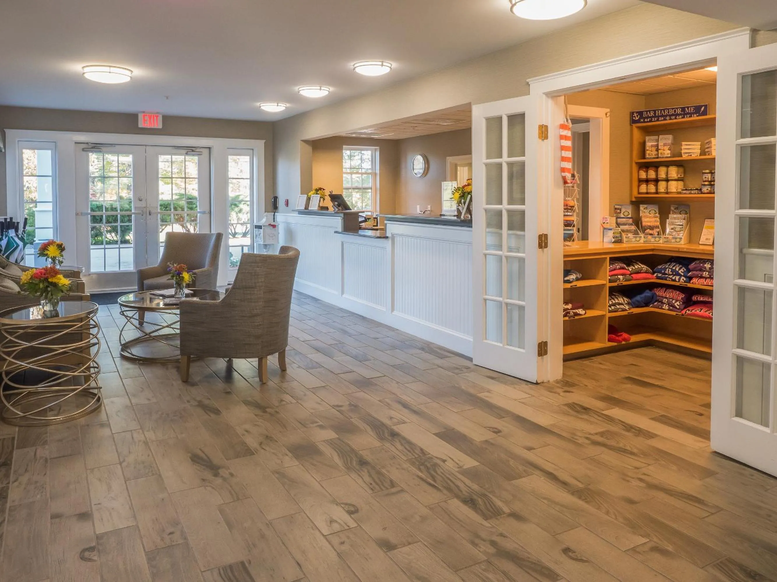 Lobby or reception in Acadia Inn