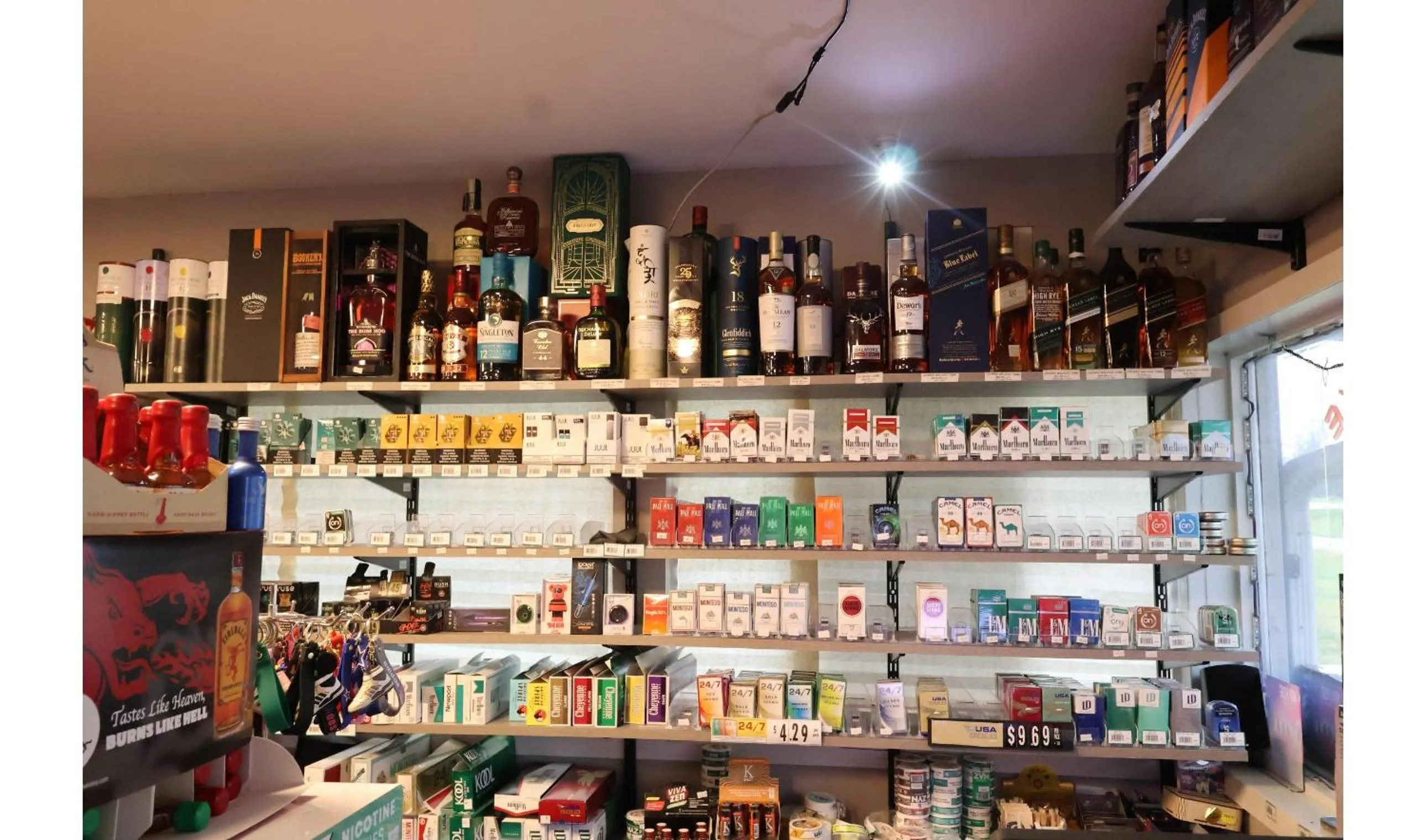 Alcoholic drinks in Hotel O Oskaloosa Near Eddyville