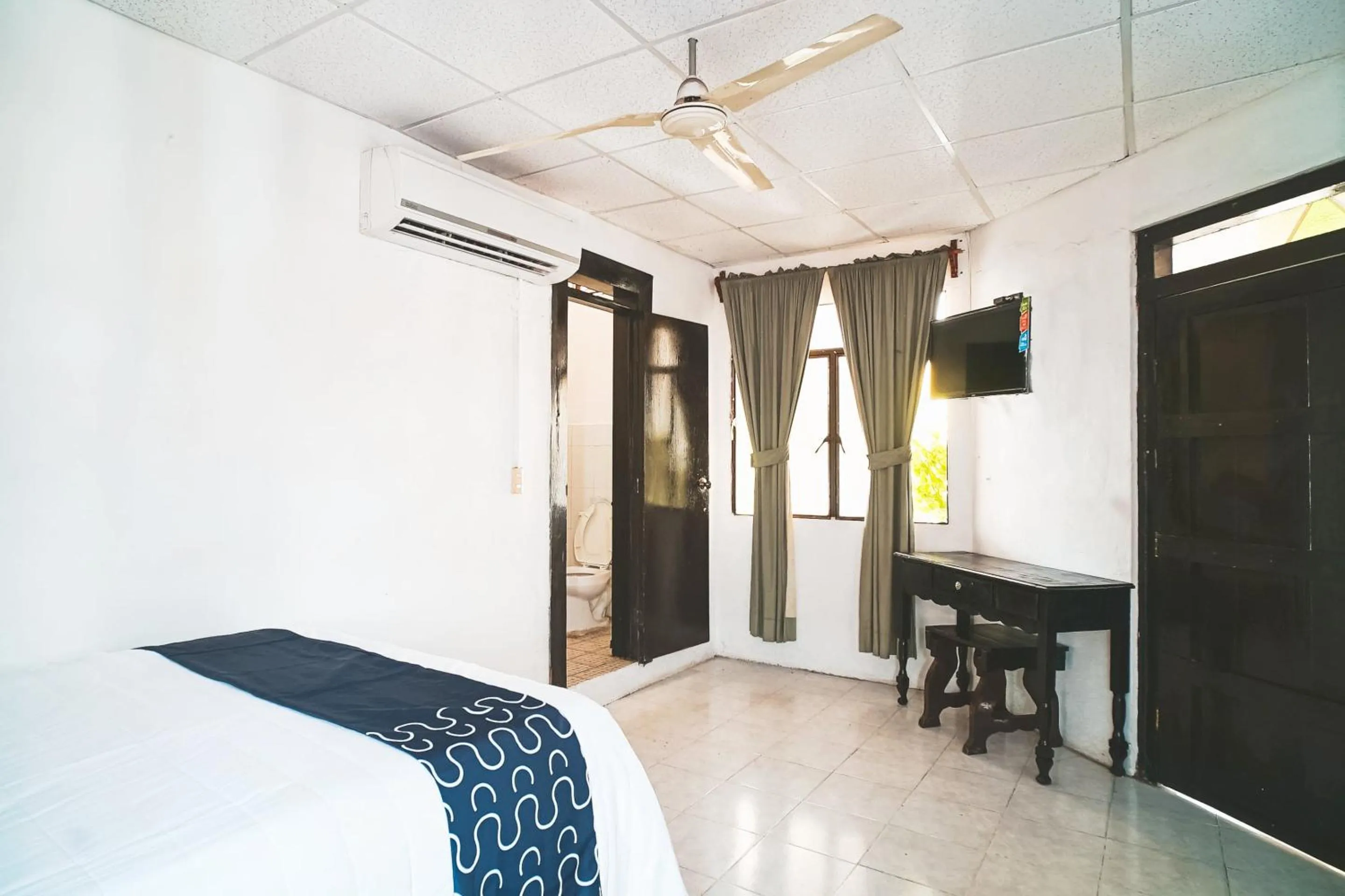 Bedroom in Capital O Los Angeles, Chiapa de Corzo