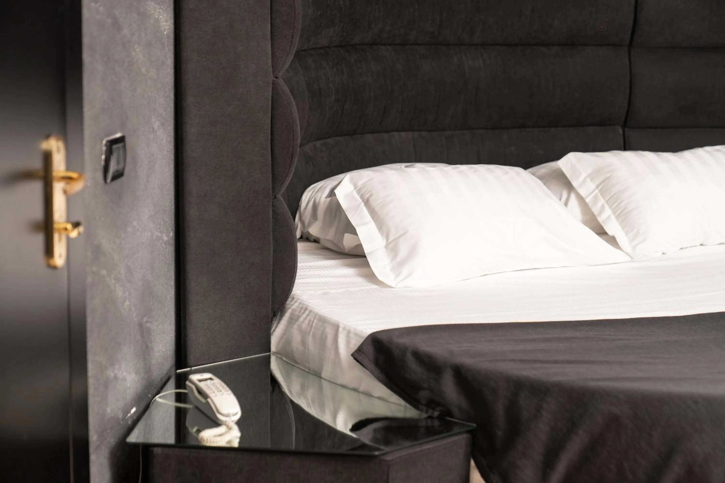 Bed in Hotel Paradiso