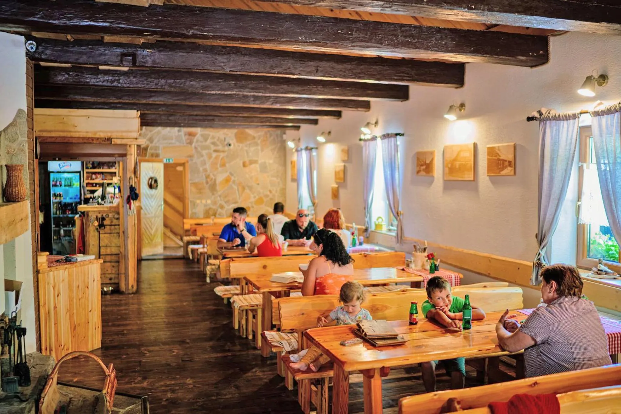 Restaurant/places to eat in Chata Magurka