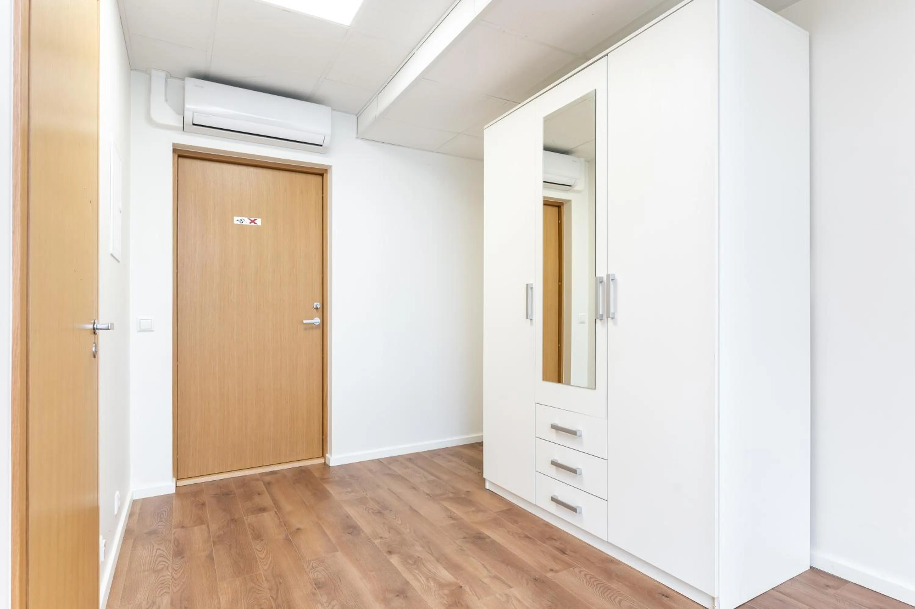 wardrobe in LKS Apartment one